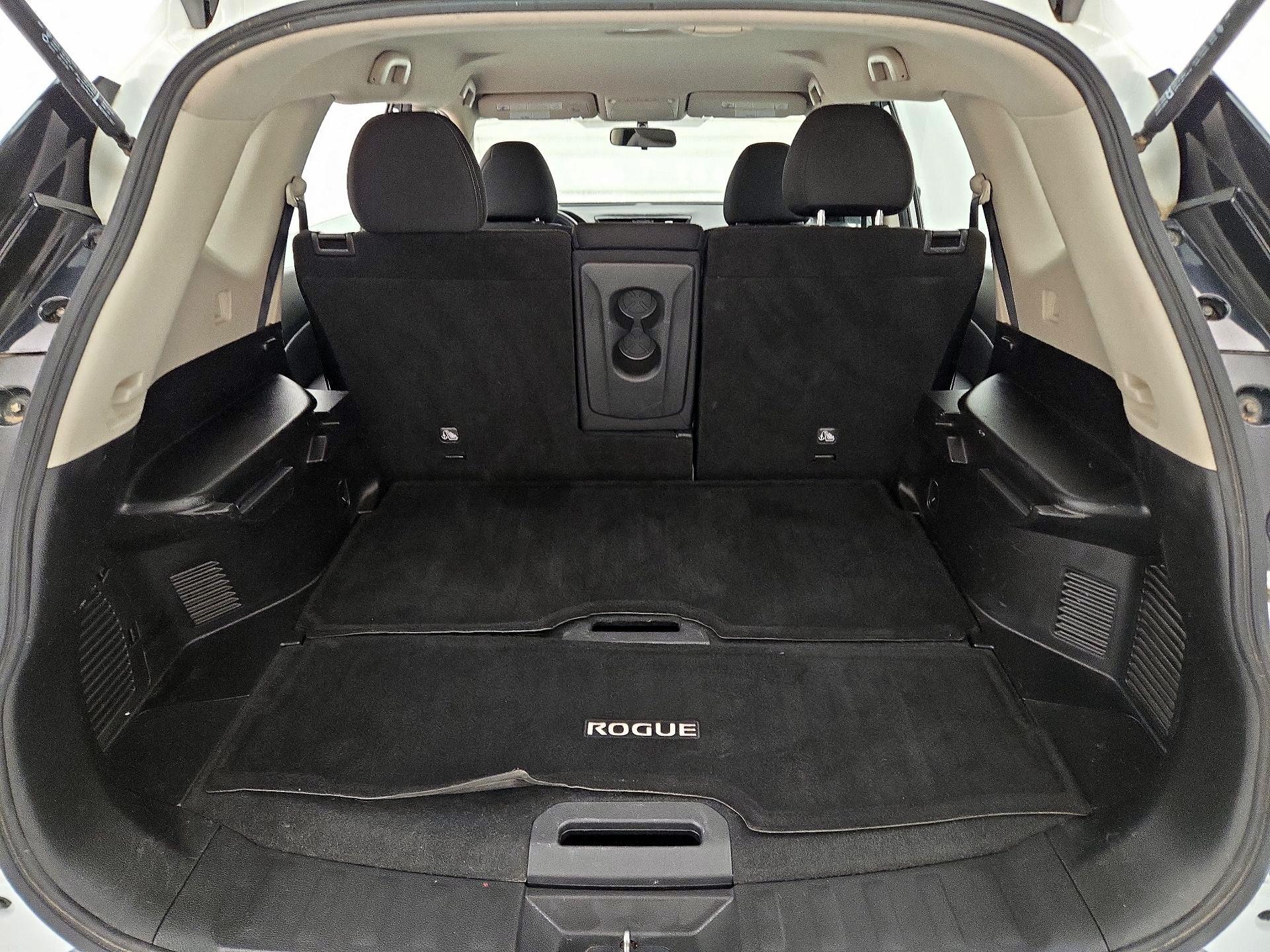 Thumbnail: 2018 Nissan Rogue - 20
