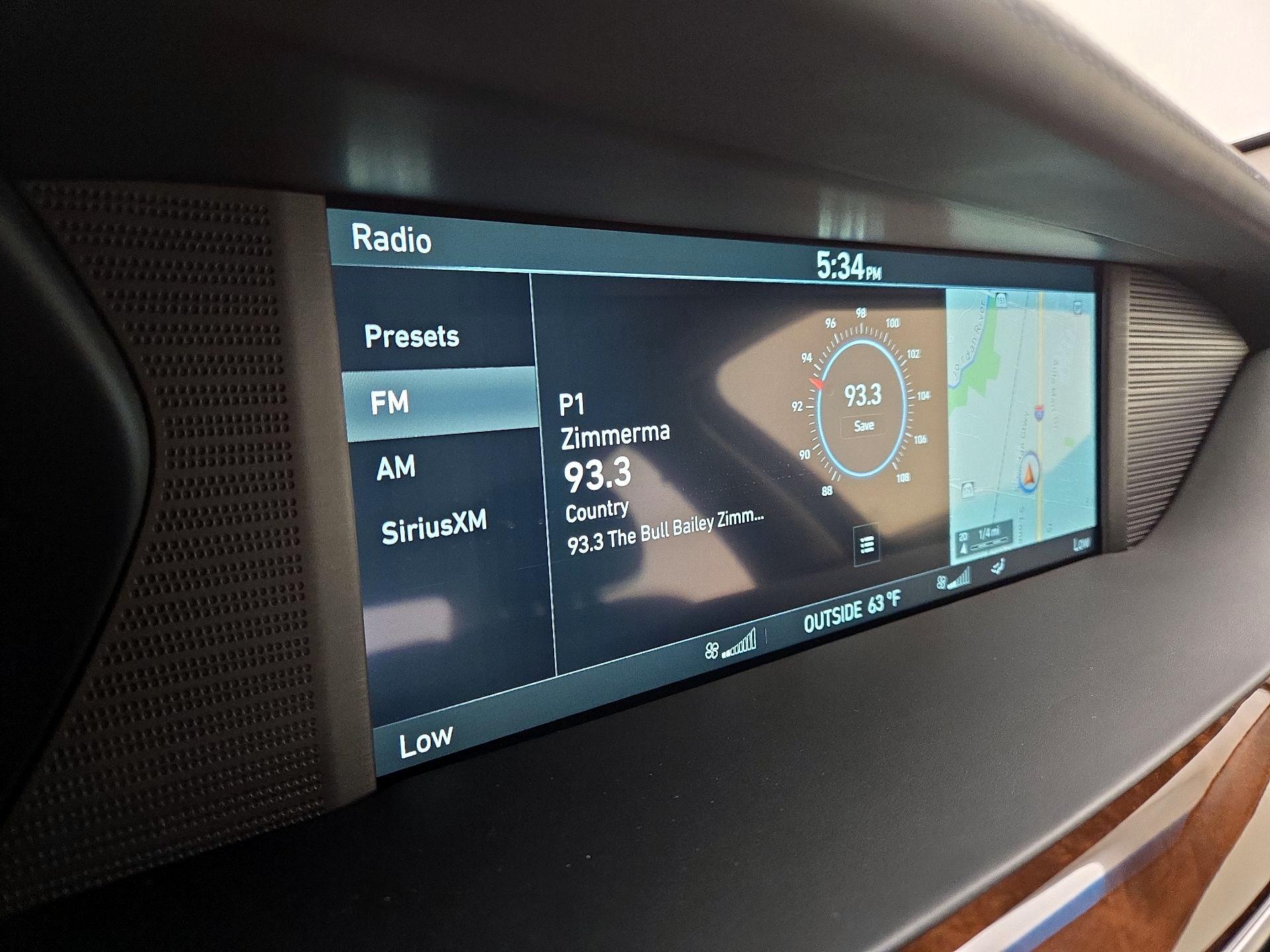 Thumbnail: 2019 Genesis G90 - 16