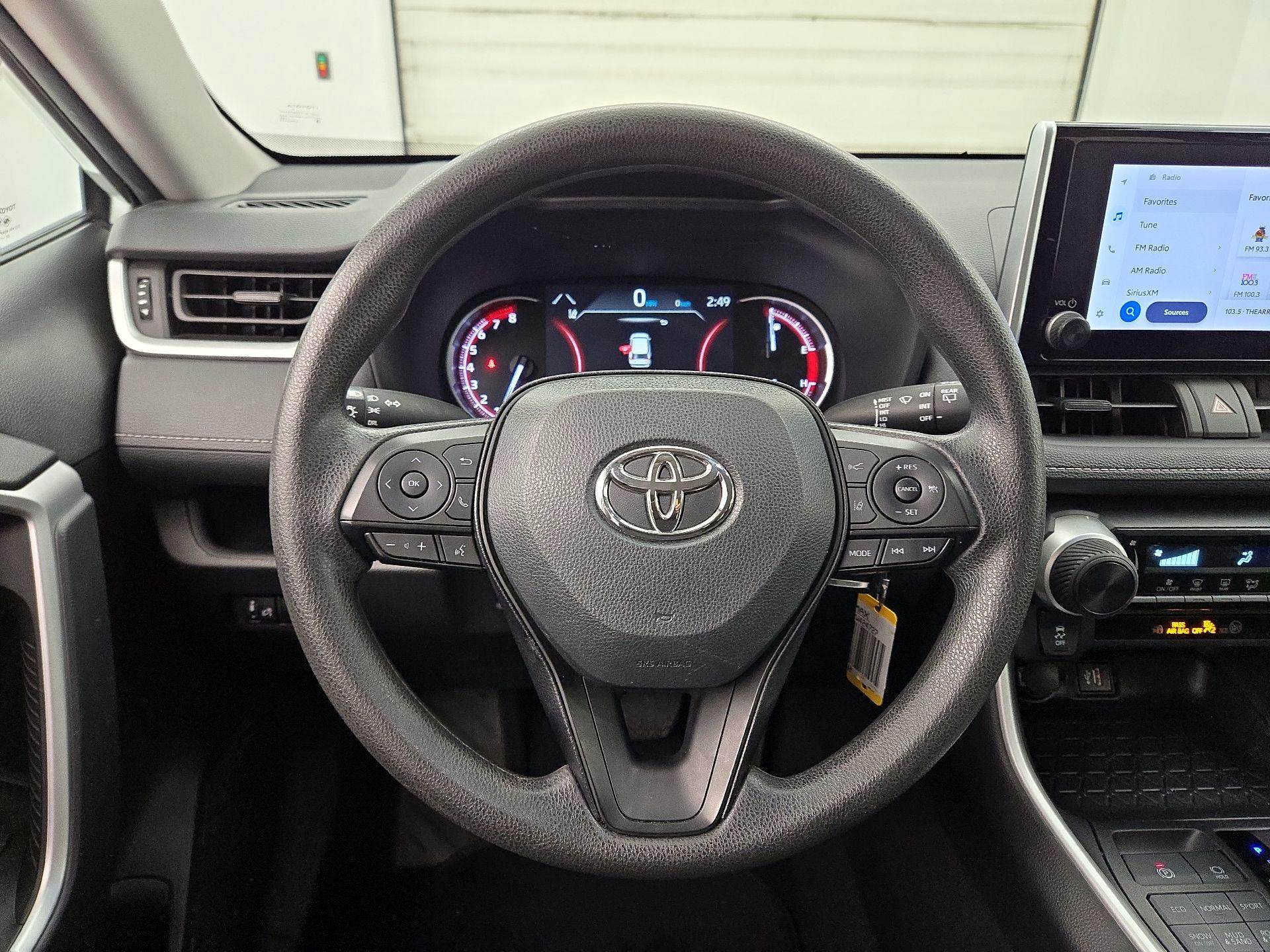 Thumbnail: 2024 Toyota RAV4 - 10