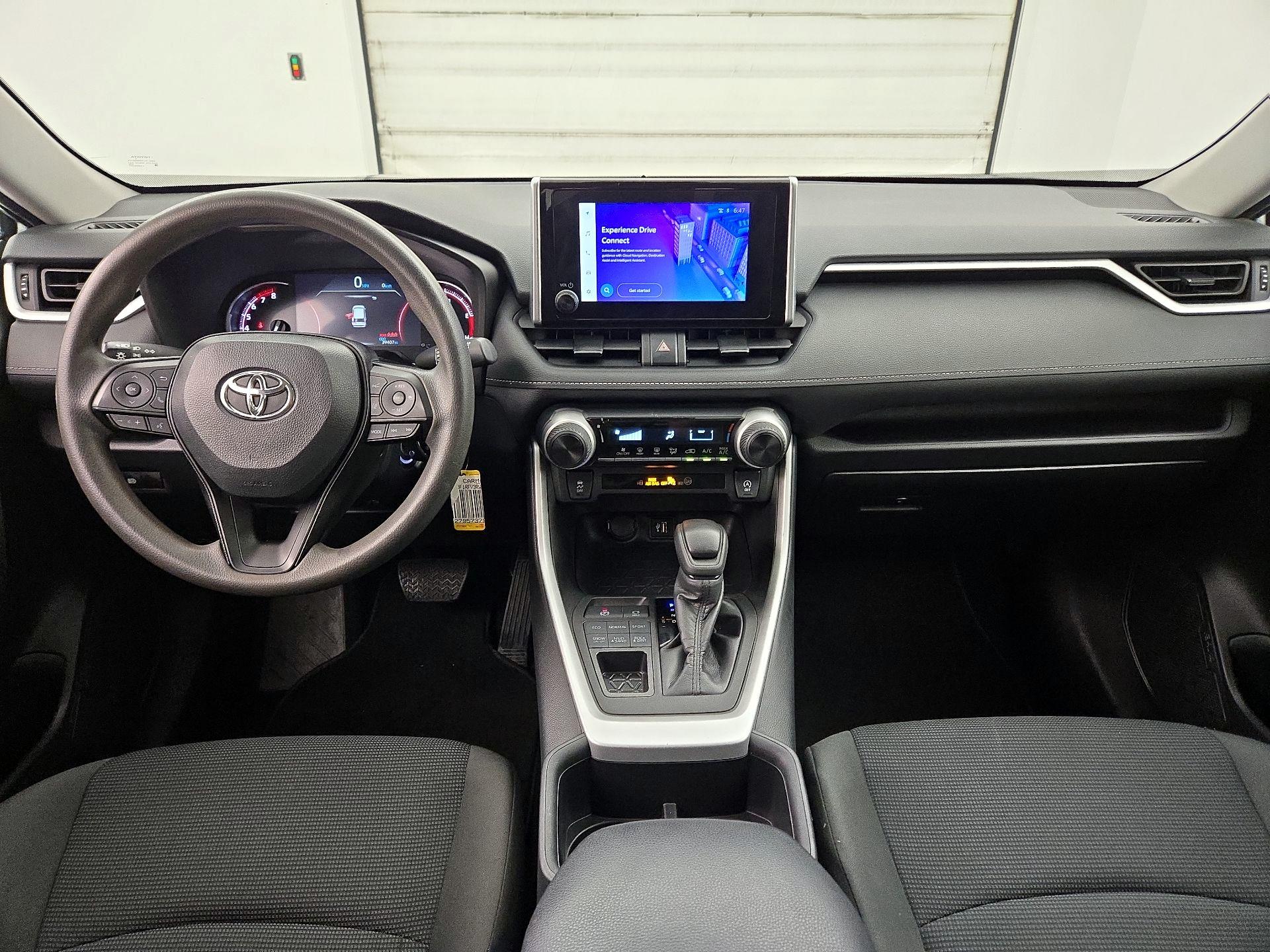 Thumbnail: 2024 Toyota RAV4 - 9