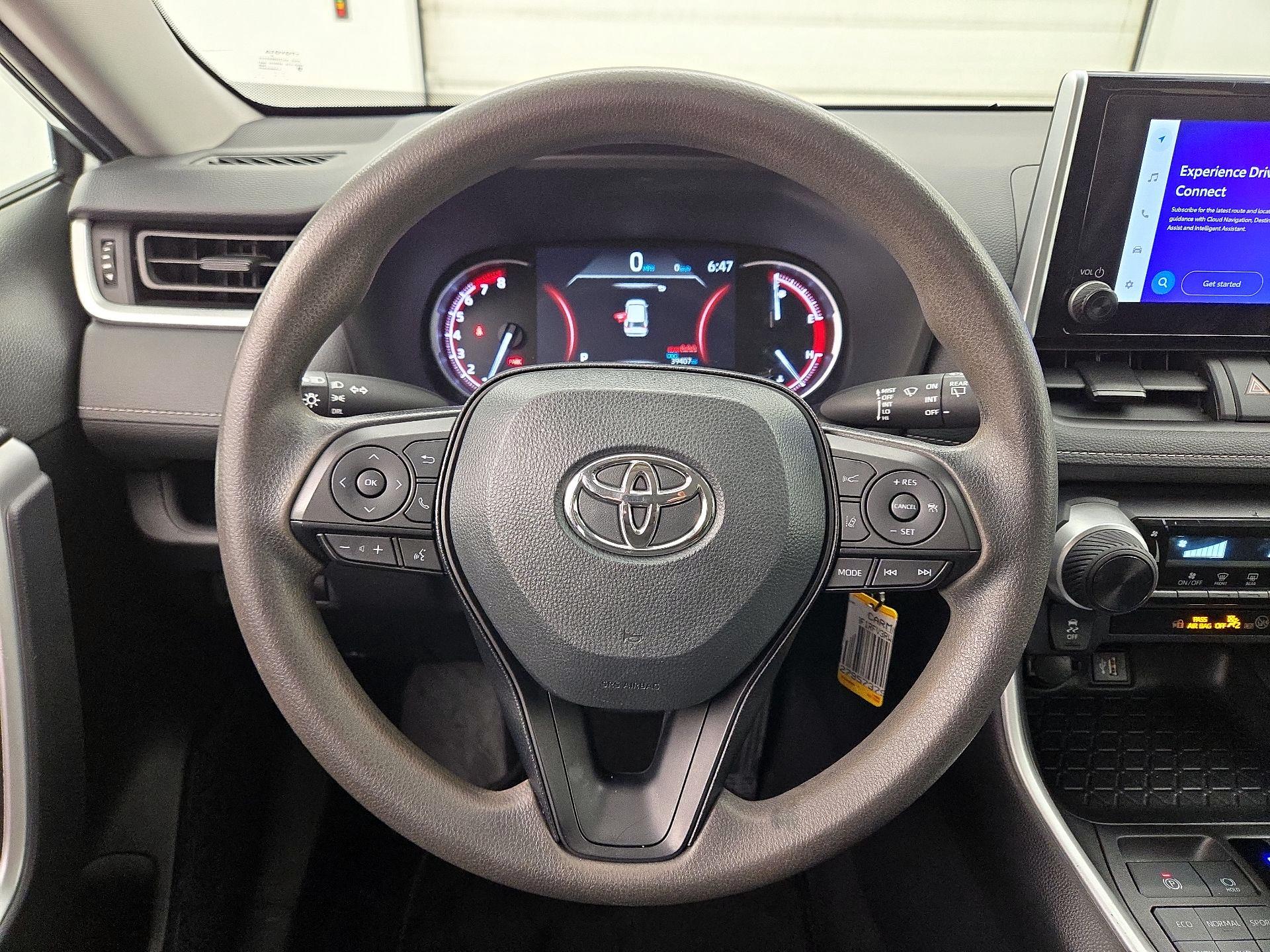 Thumbnail: 2024 Toyota RAV4 - 10
