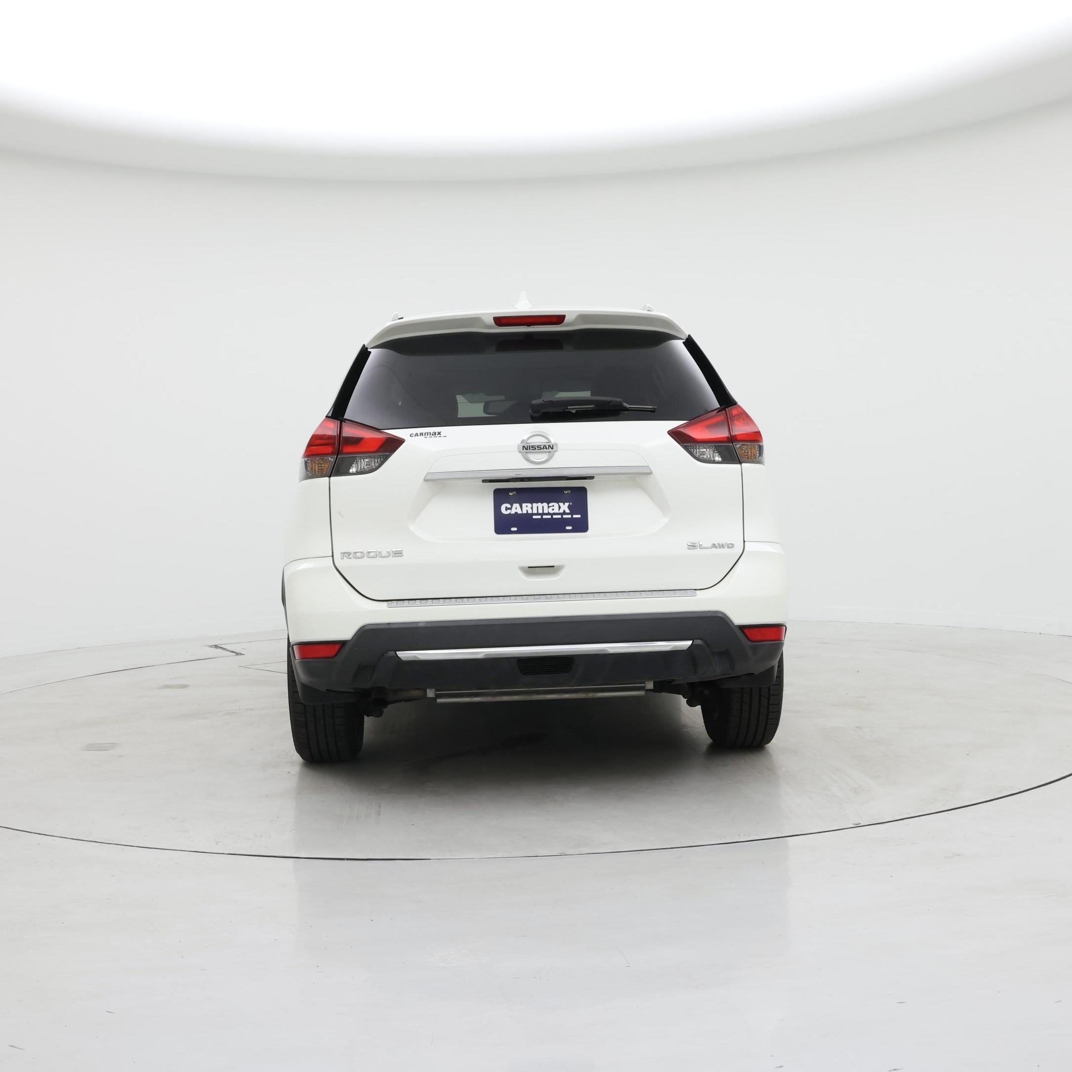 Thumbnail: 2017 Nissan Rogue - 6