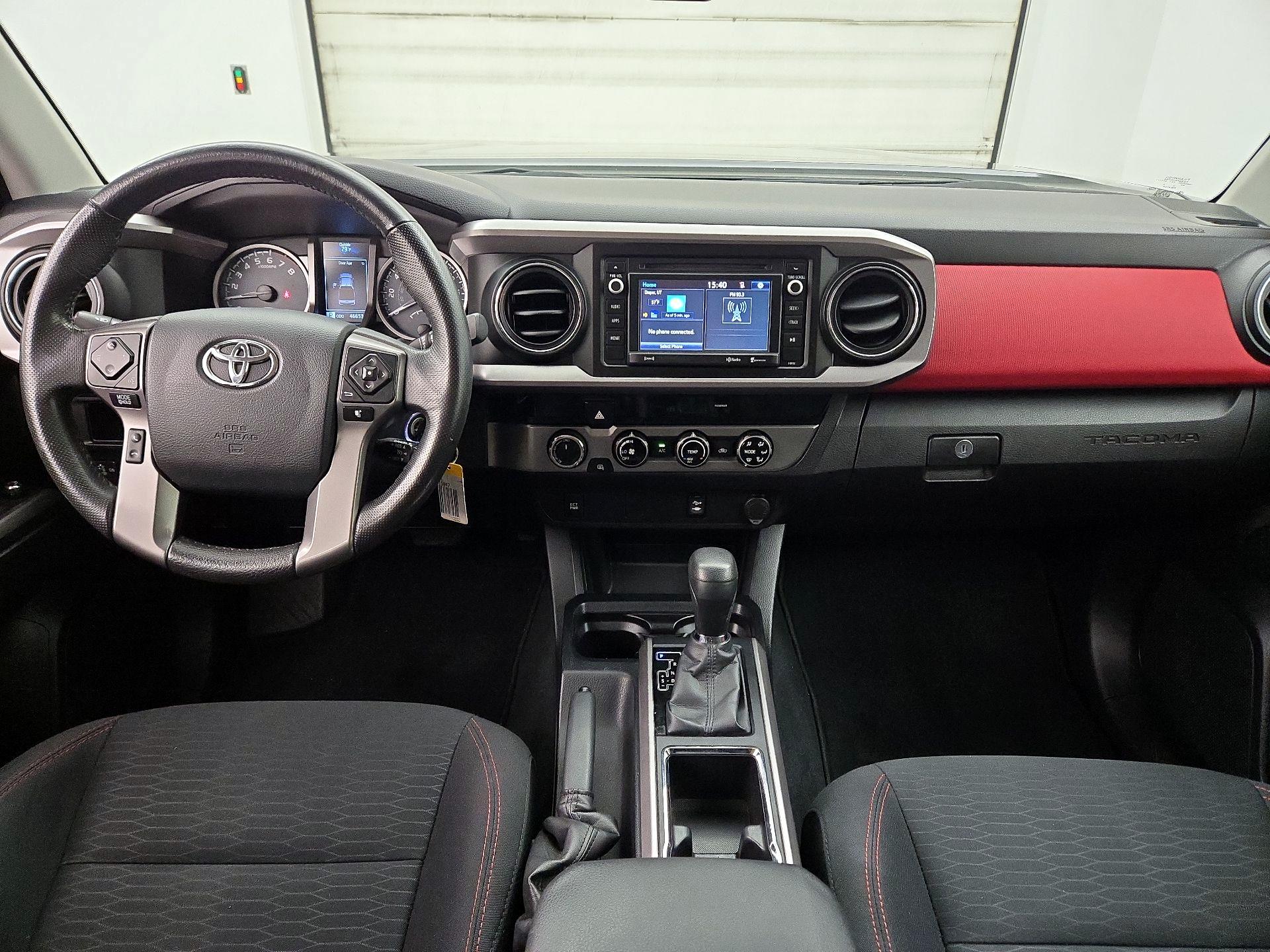 Thumbnail: 2017 Toyota Tacoma - 9