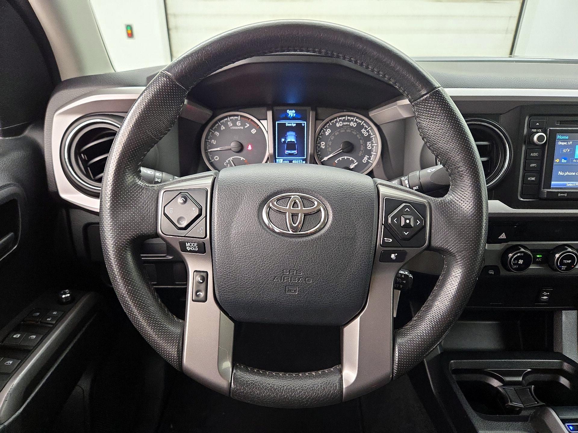 Thumbnail: 2017 Toyota Tacoma - 10