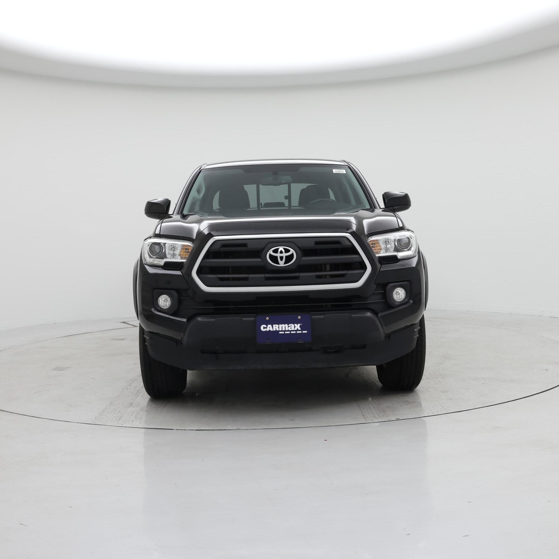 Thumbnail: 2017 Toyota Tacoma - 5