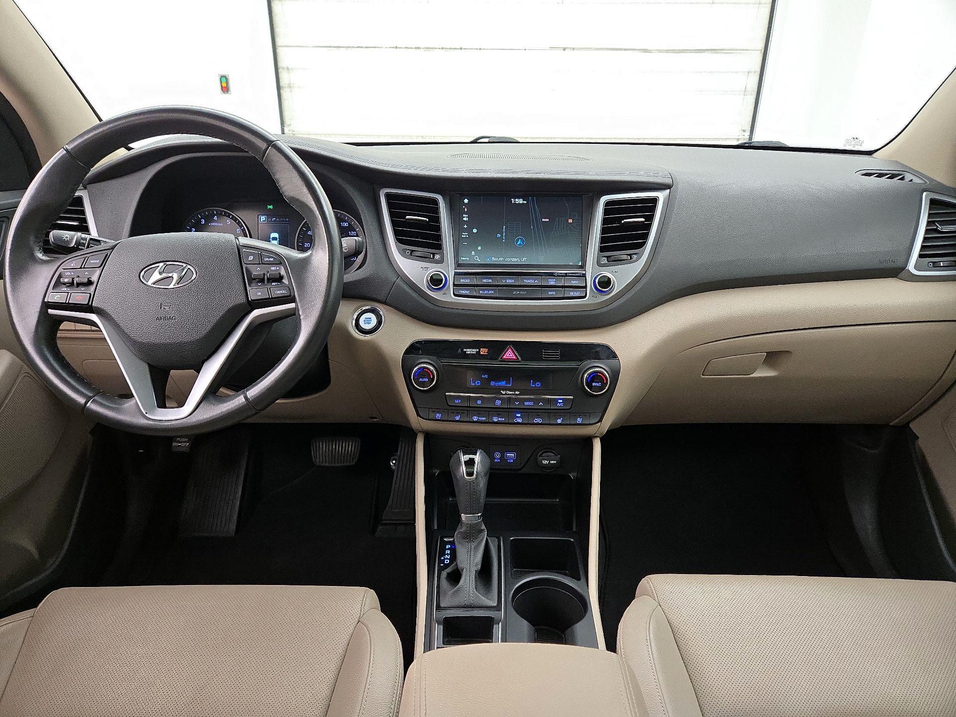 Thumbnail: 2016 Hyundai Tucson - 9