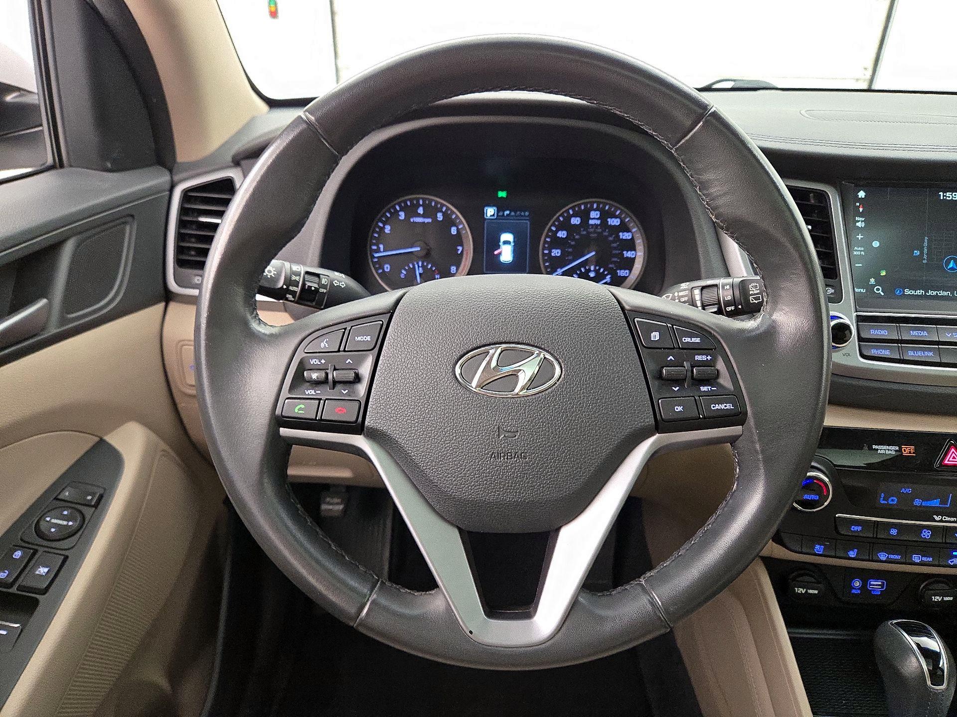 Thumbnail: 2016 Hyundai Tucson - 10