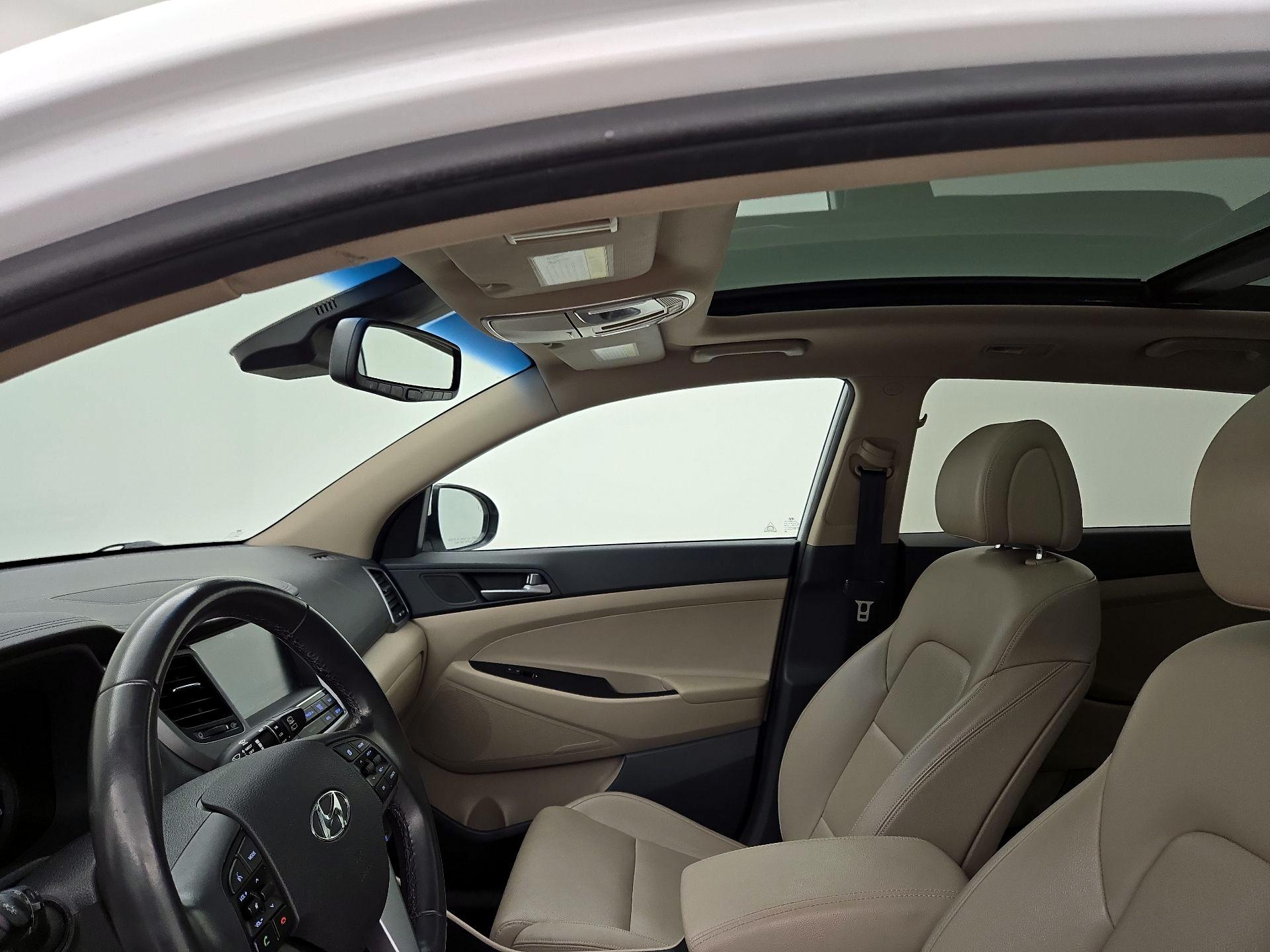 Thumbnail: 2016 Hyundai Tucson - 20