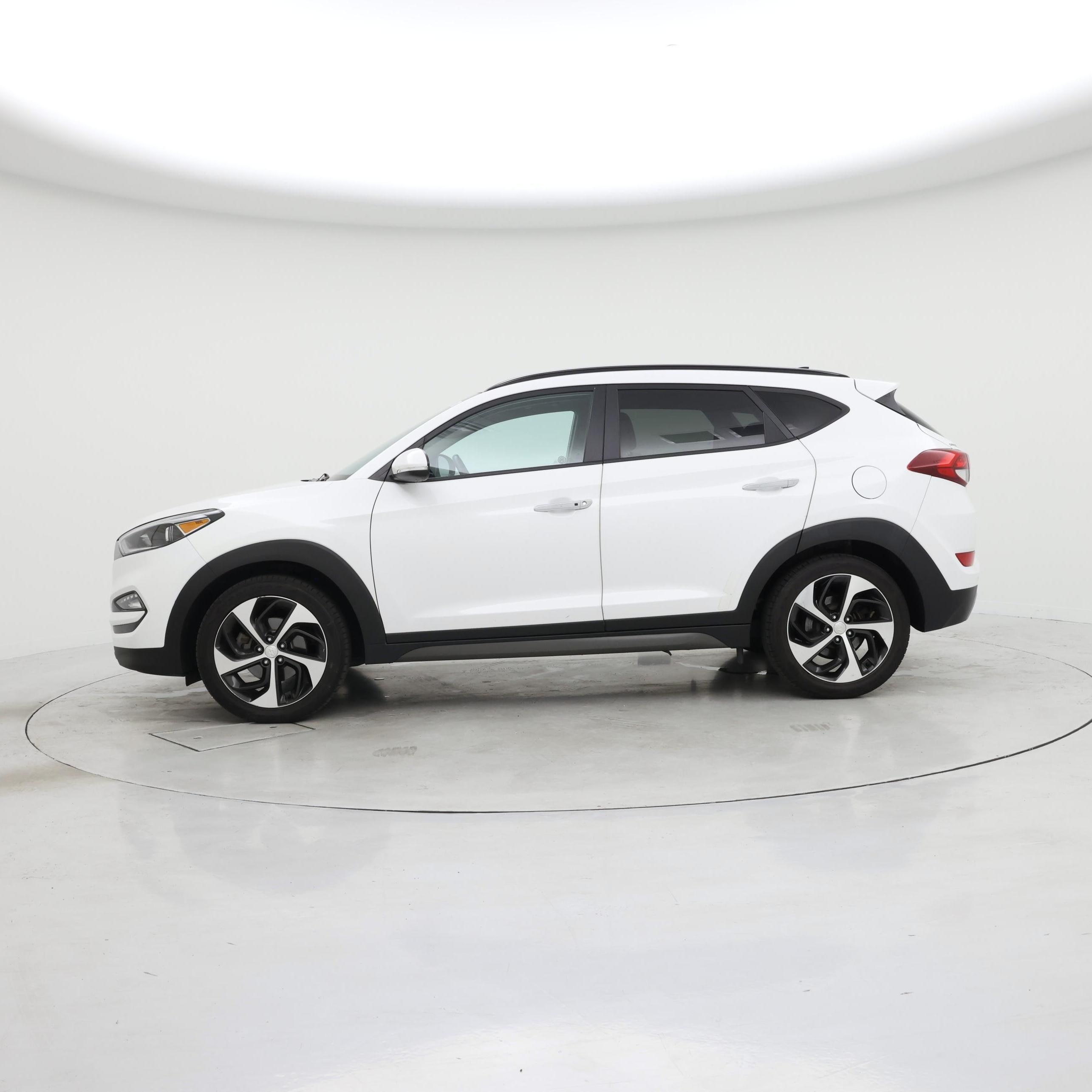 Thumbnail: 2016 Hyundai Tucson - 3