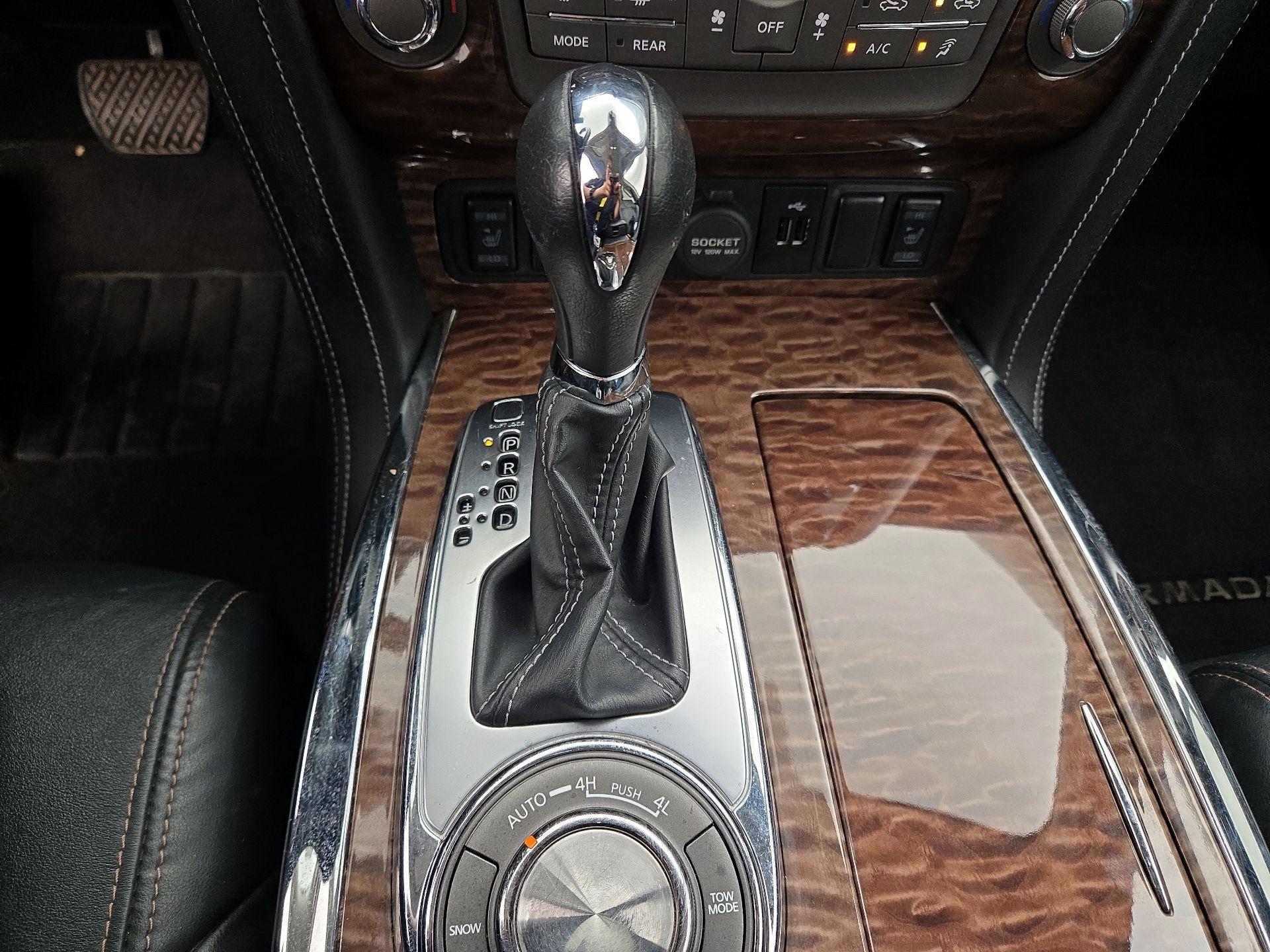 Thumbnail: 2020 Nissan Armada - 18