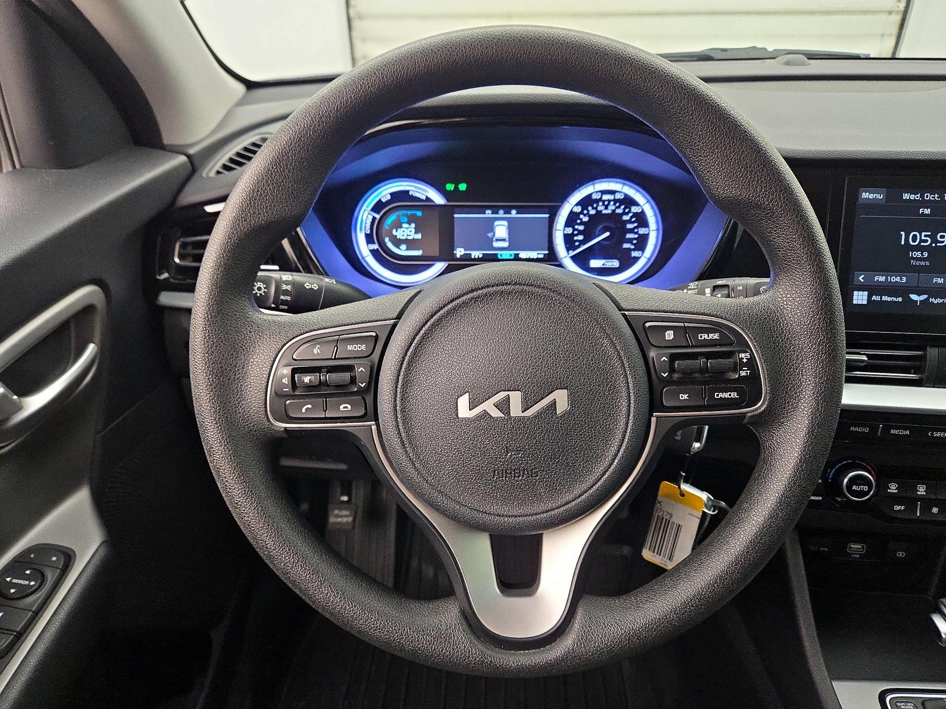 Thumbnail: 2022 Kia Niro - 10