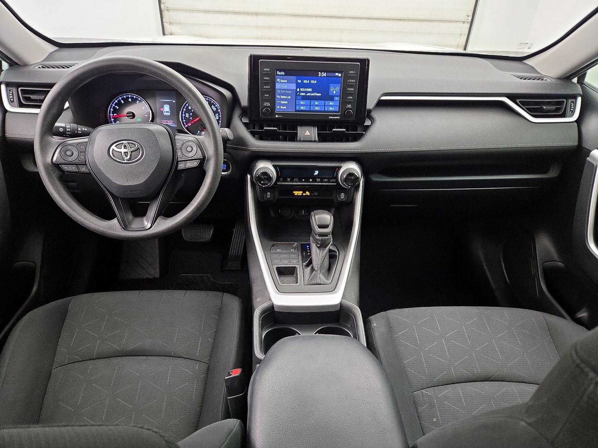 Thumbnail: 2020 Toyota RAV4 - 9