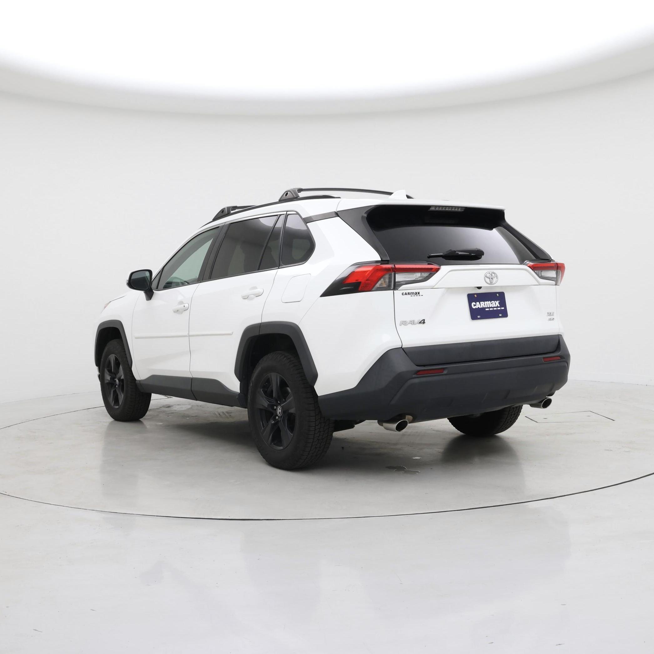 Thumbnail: 2020 Toyota RAV4 - 2