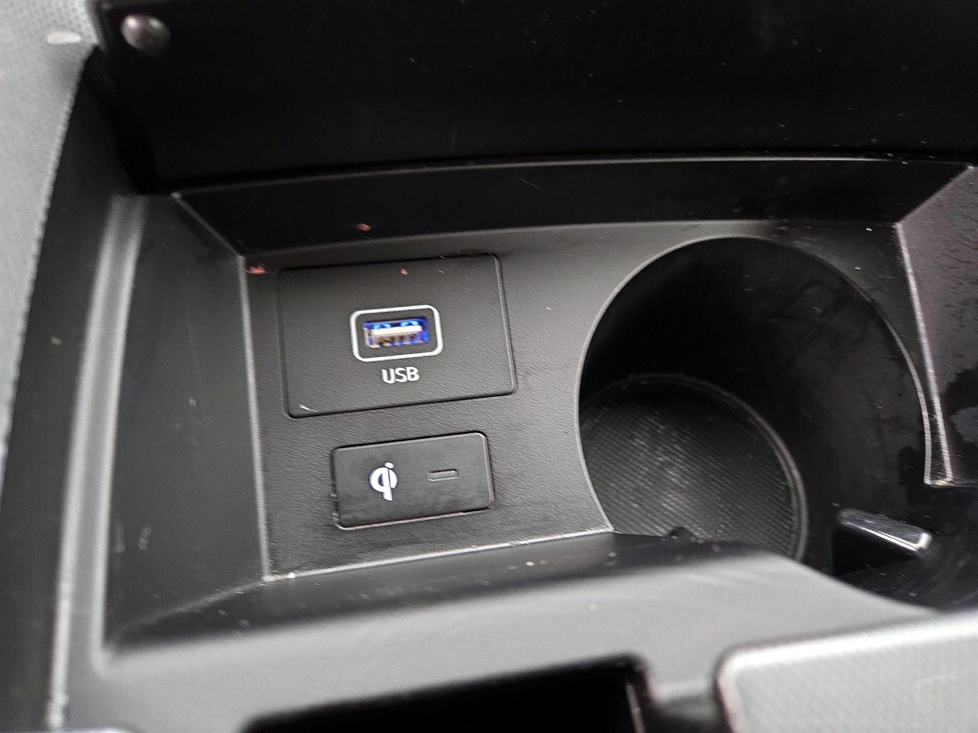 Thumbnail: 2023 Hyundai Santa Fe - 19