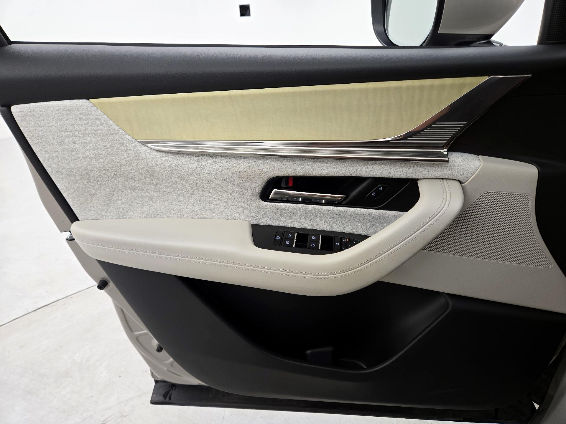 Thumbnail: 2024 Mazda CX-90 - 12