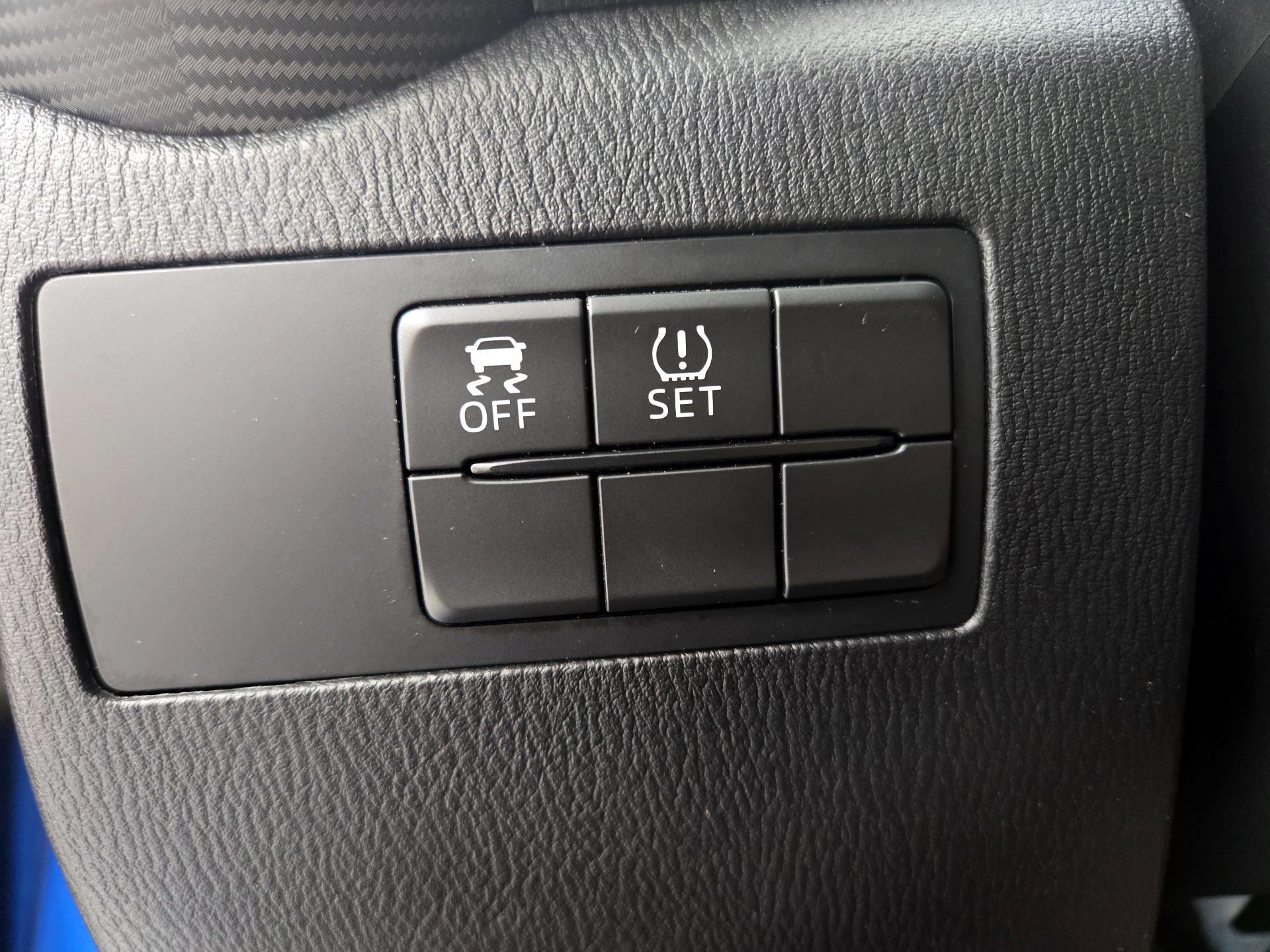 Thumbnail: 2019 Toyota Yaris - 13