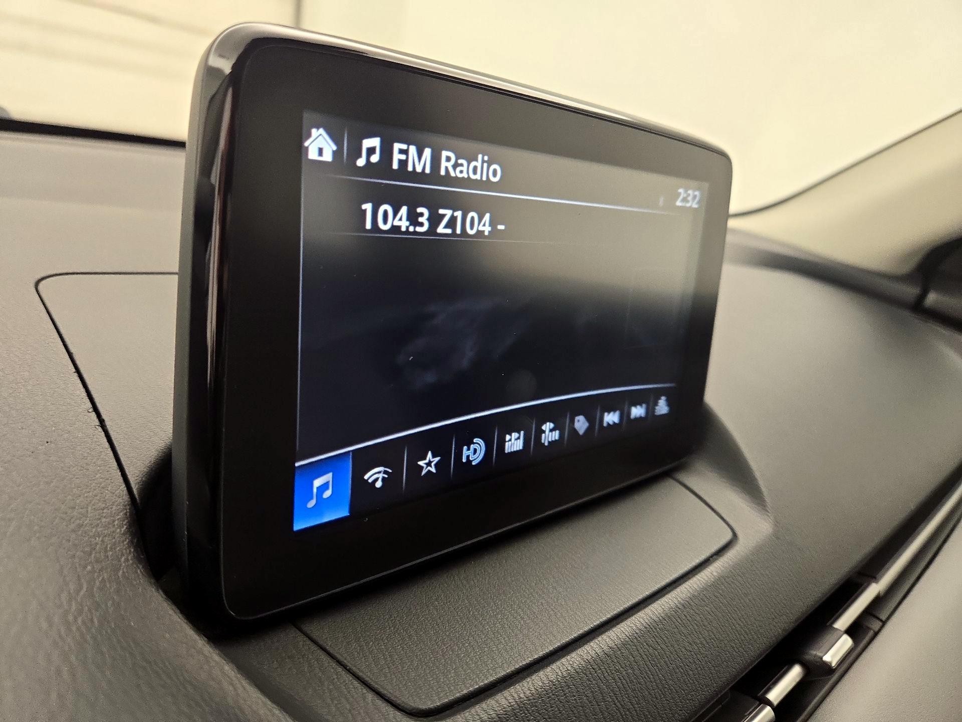 Thumbnail: 2019 Toyota Yaris - 15