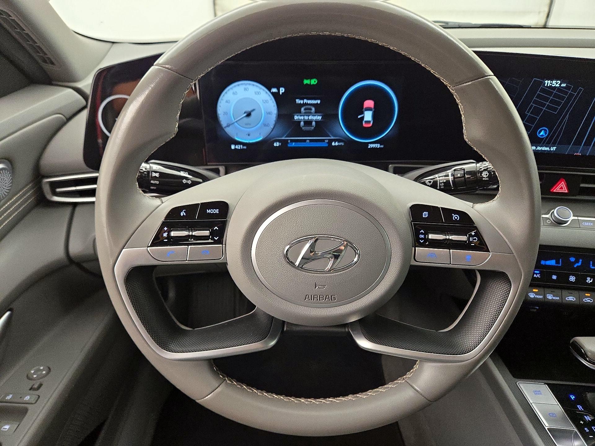 Thumbnail: 2023 Hyundai Elantra - 10