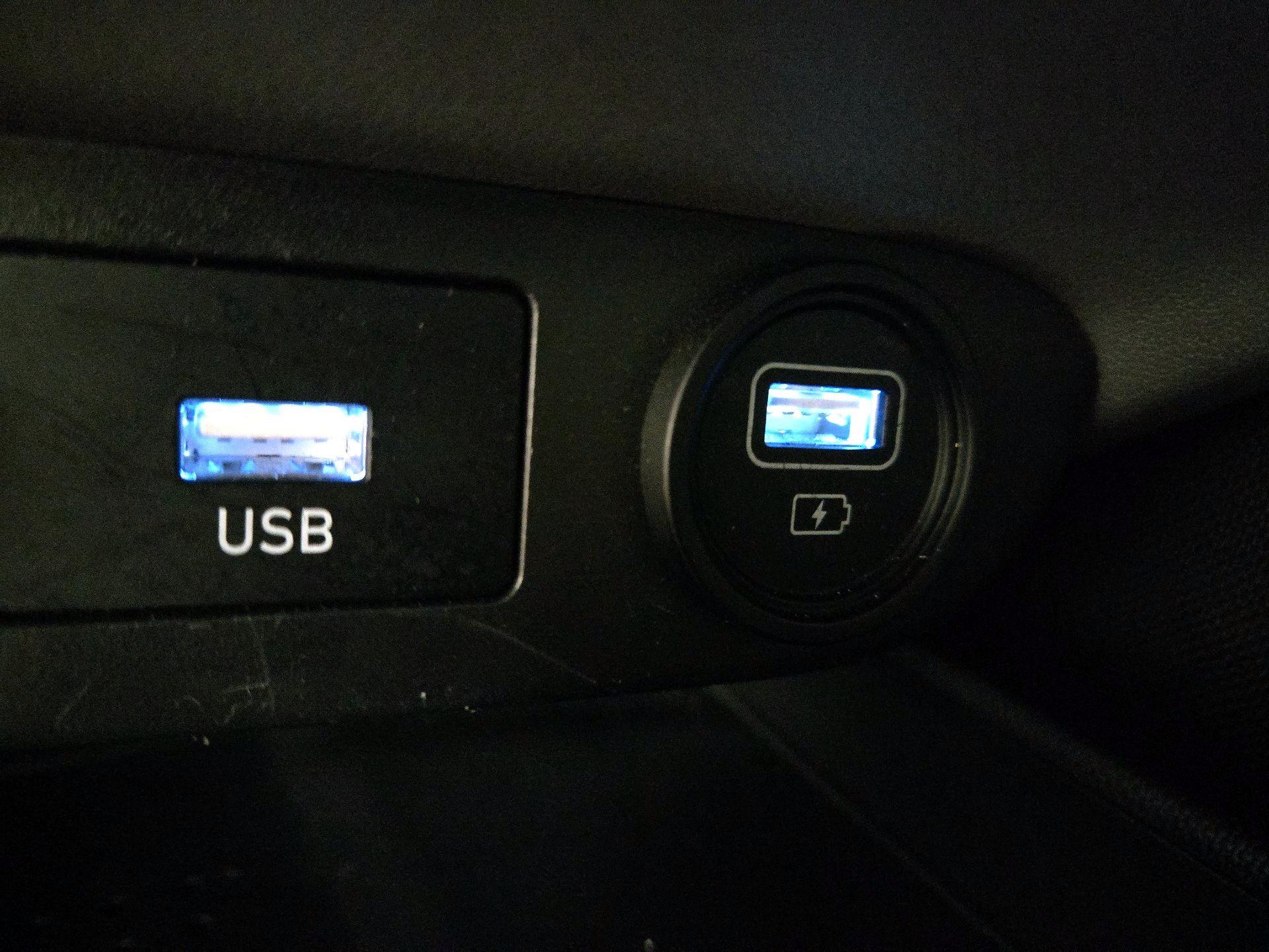 Thumbnail: 2023 Hyundai Elantra - 19