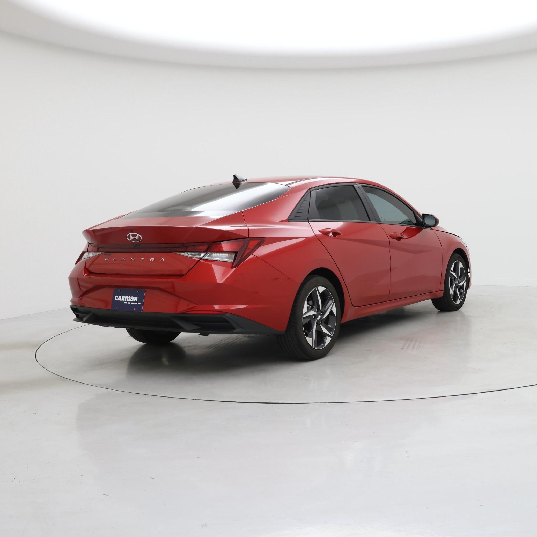 Thumbnail: 2023 Hyundai Elantra - 8