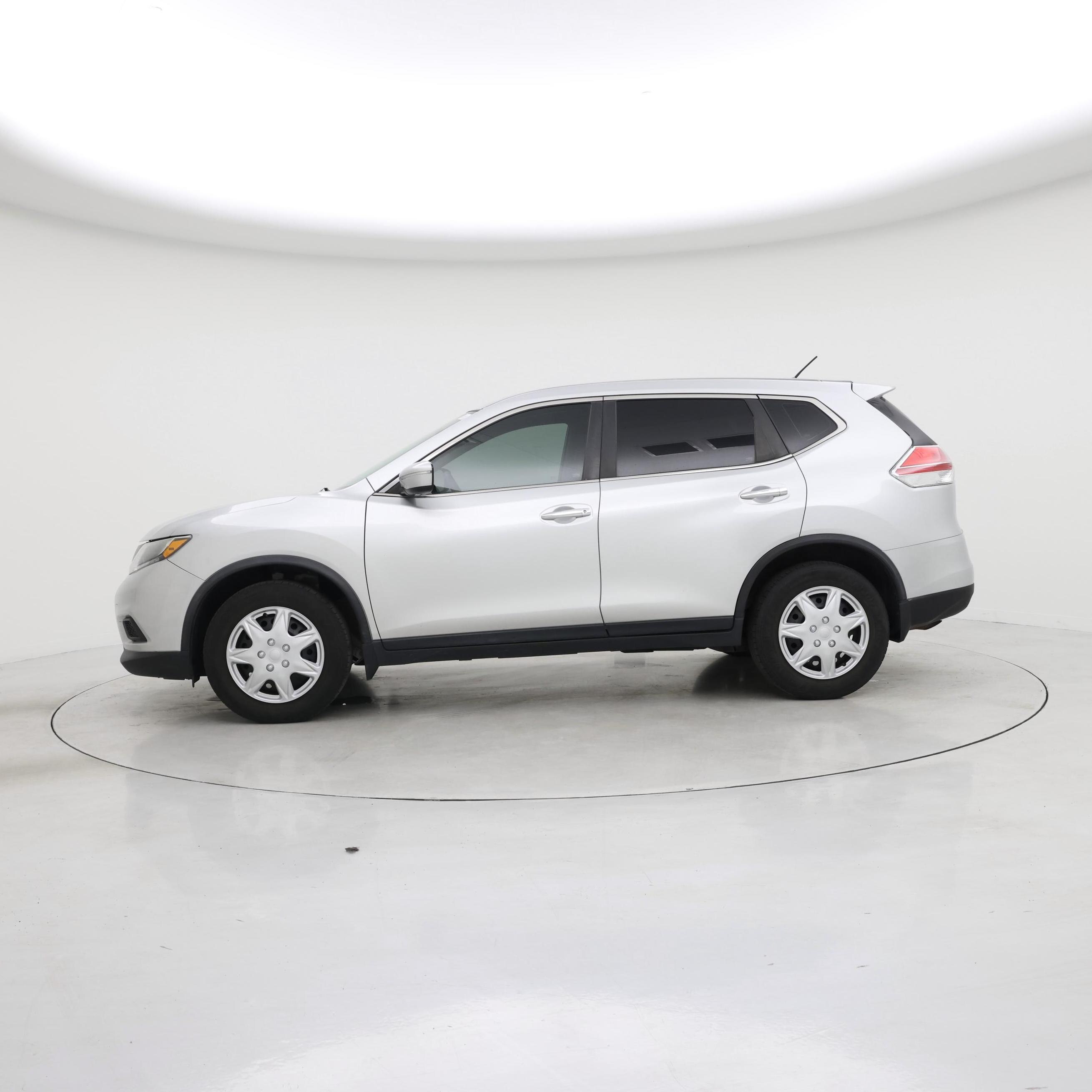 Thumbnail: 2015 Nissan Rogue - 3
