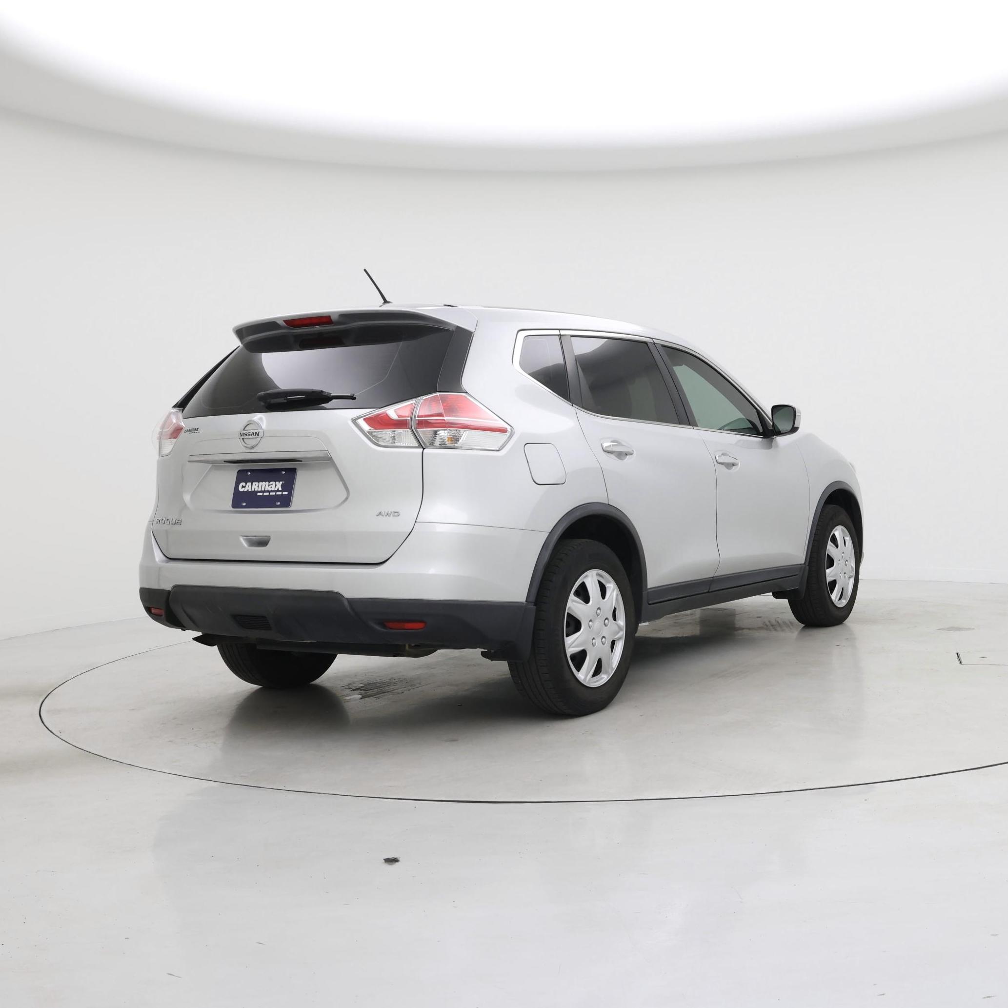 Thumbnail: 2015 Nissan Rogue - 8