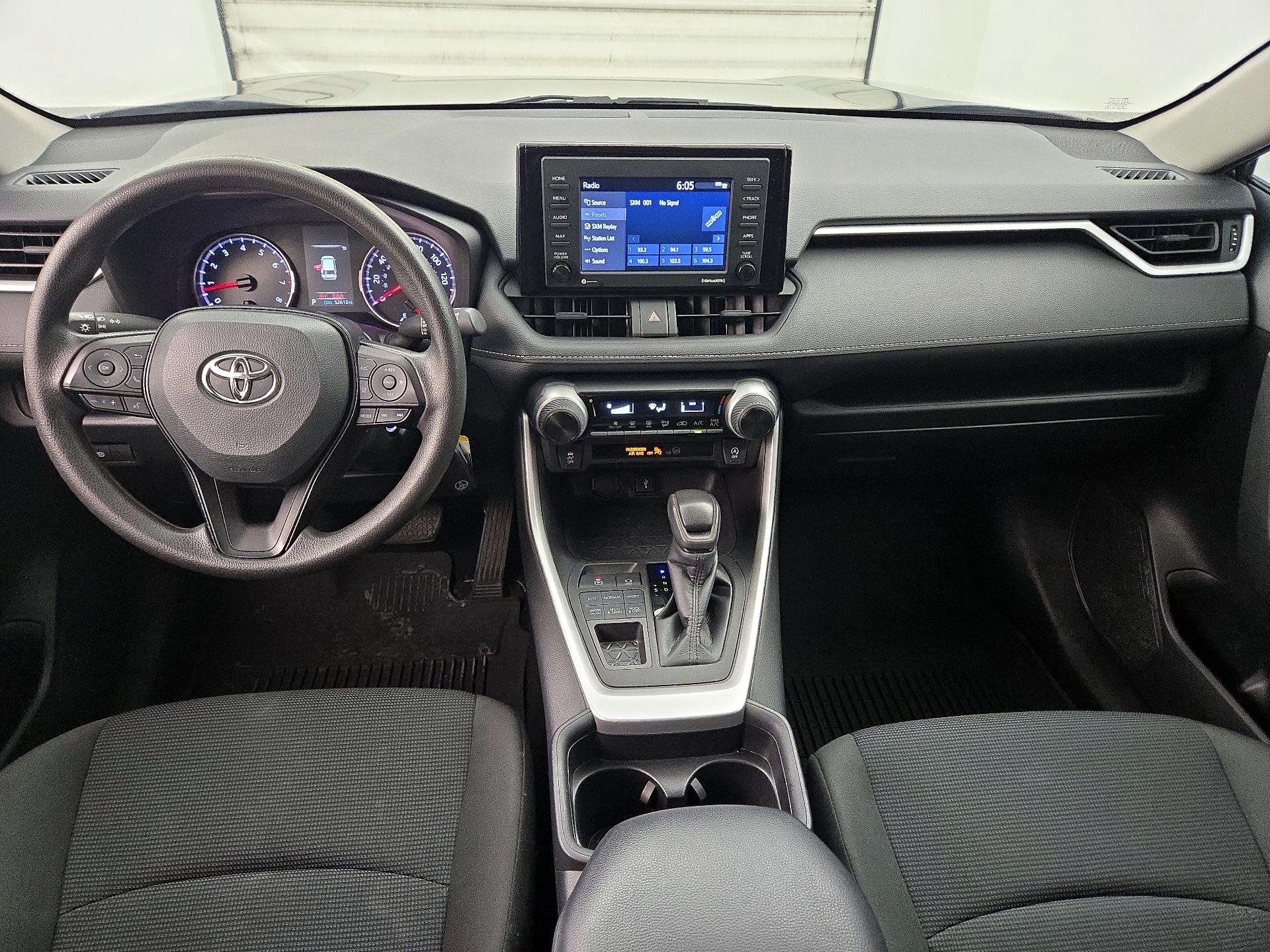 Thumbnail: 2021 Toyota RAV4 - 9