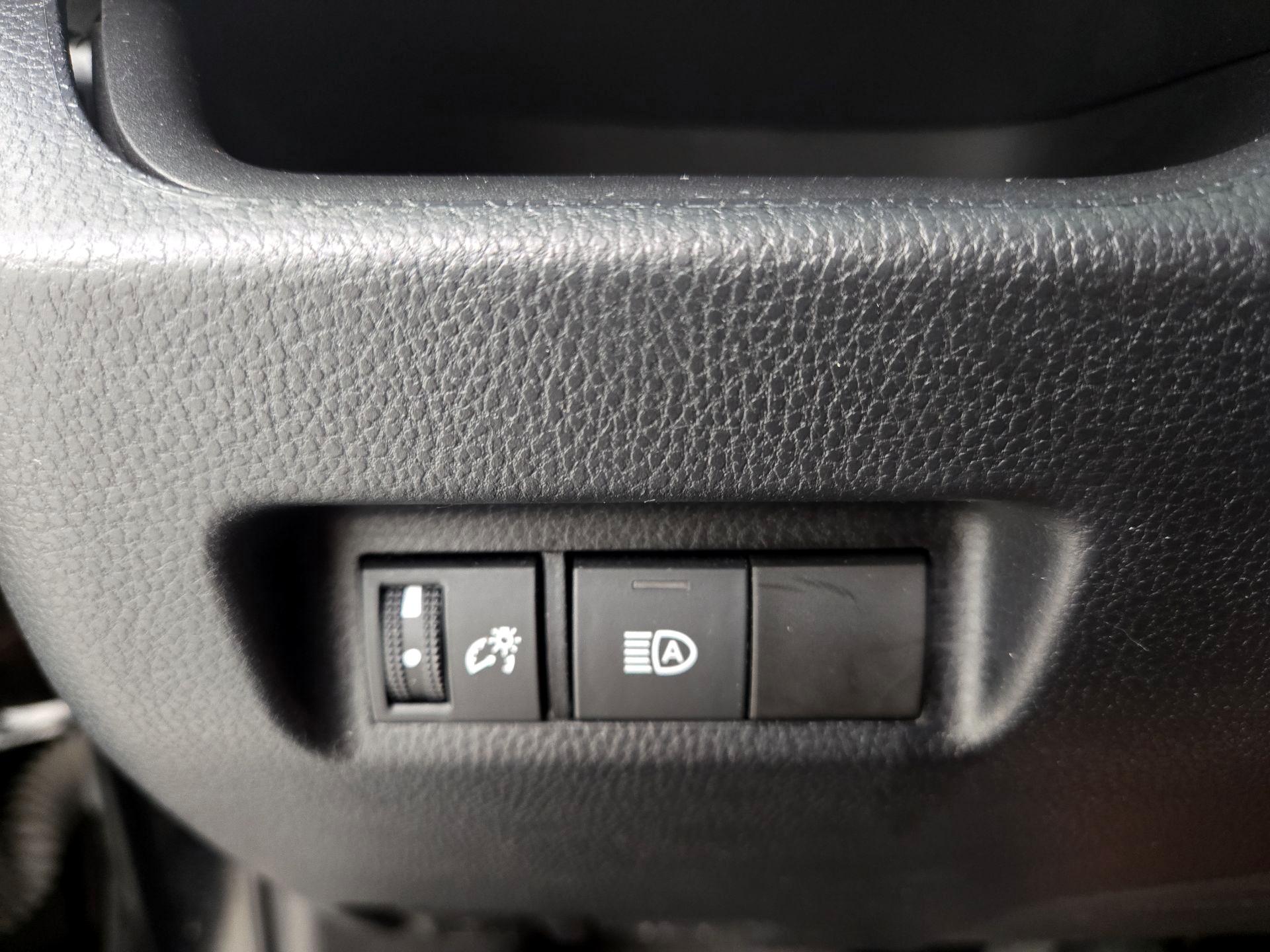 Thumbnail: 2021 Toyota RAV4 - 13