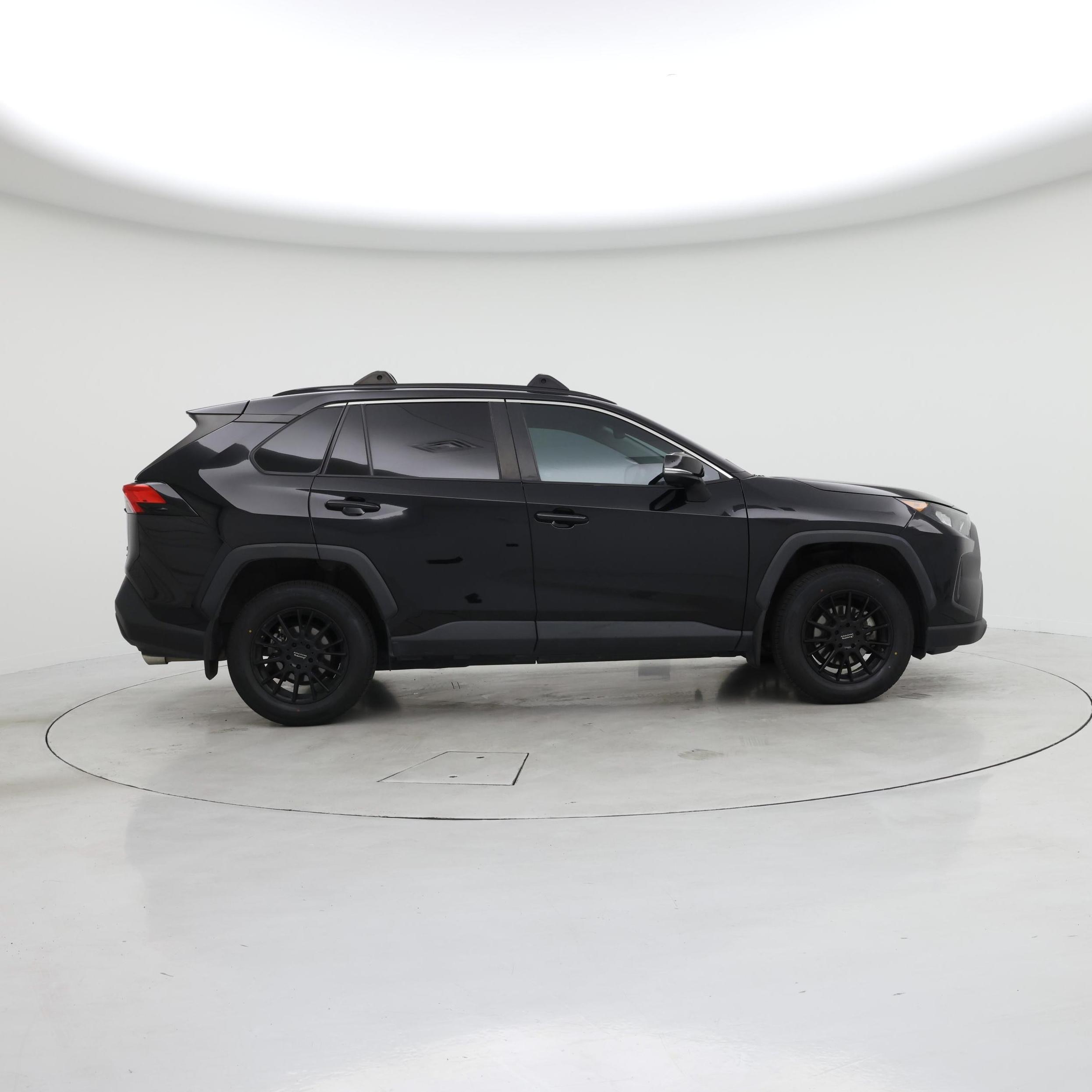 Thumbnail: 2021 Toyota RAV4 - 7
