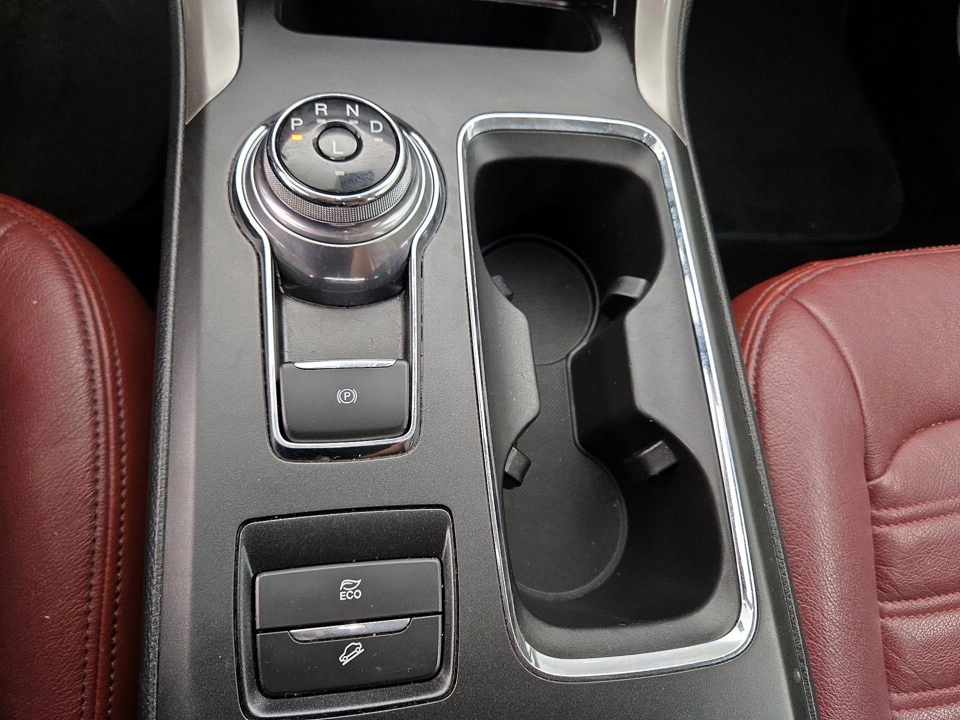 Thumbnail: 2019 Ford Fusion - 18