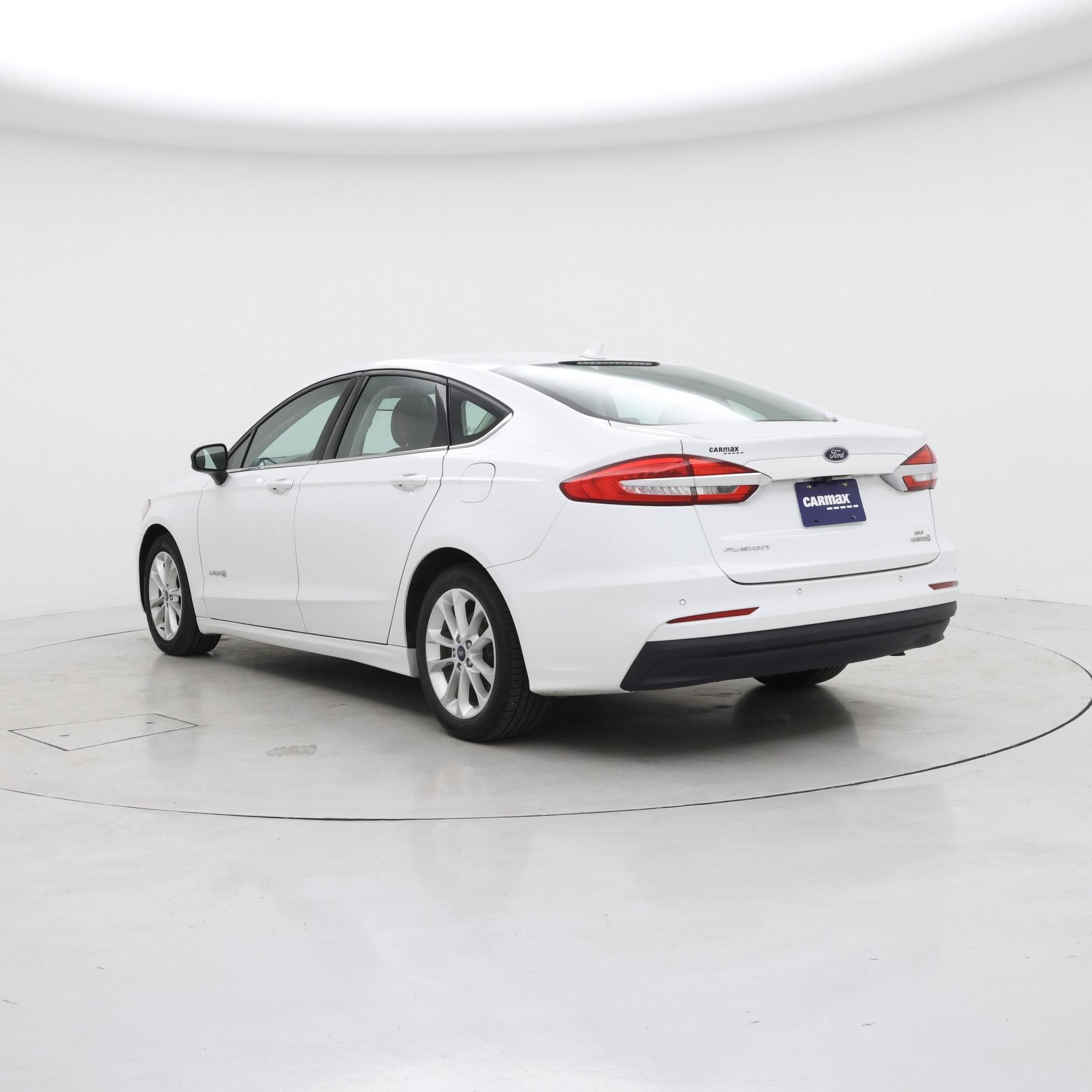 Thumbnail: 2019 Ford Fusion - 2
