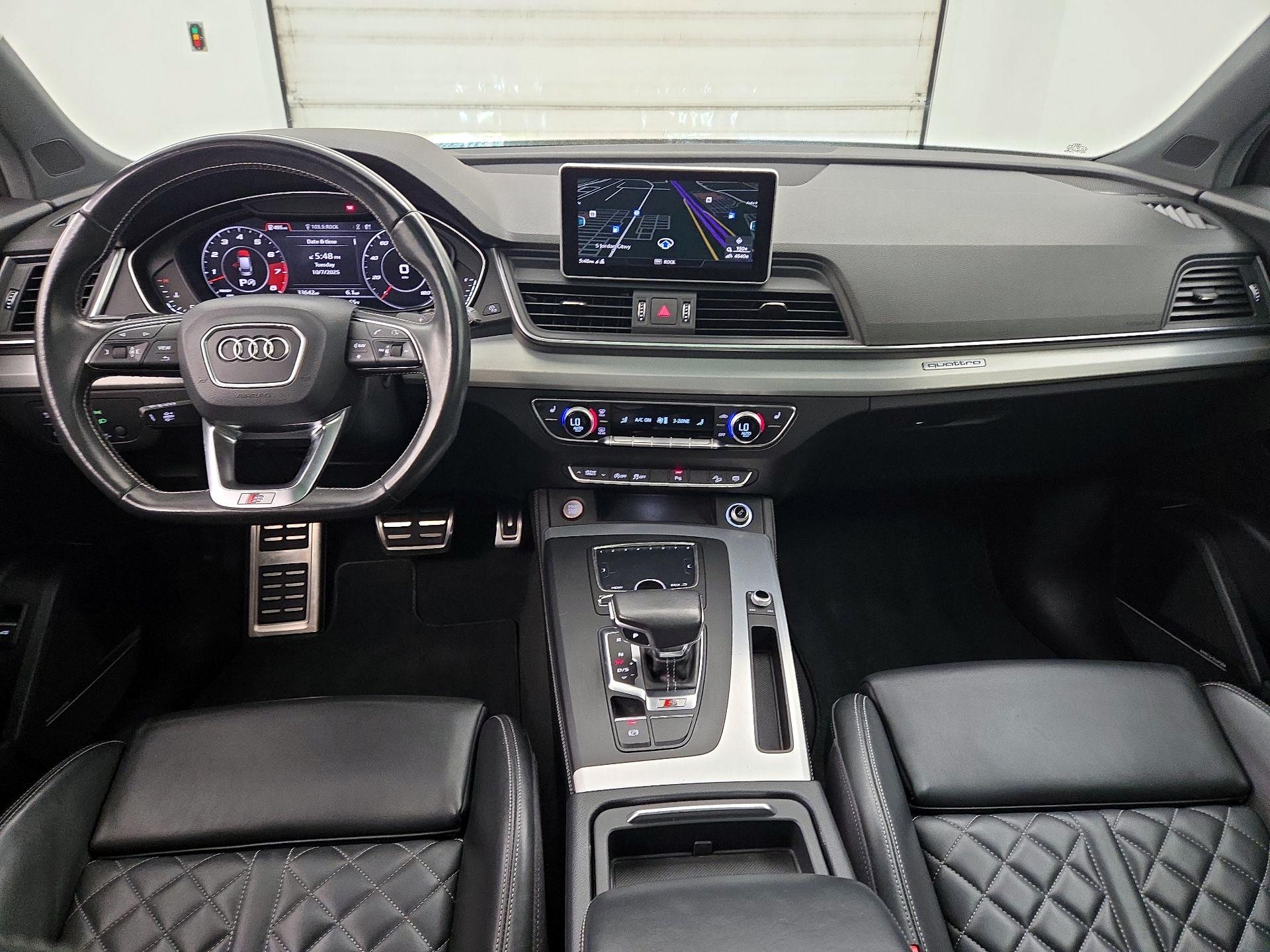 Thumbnail: 2018 Audi SQ5 - 9