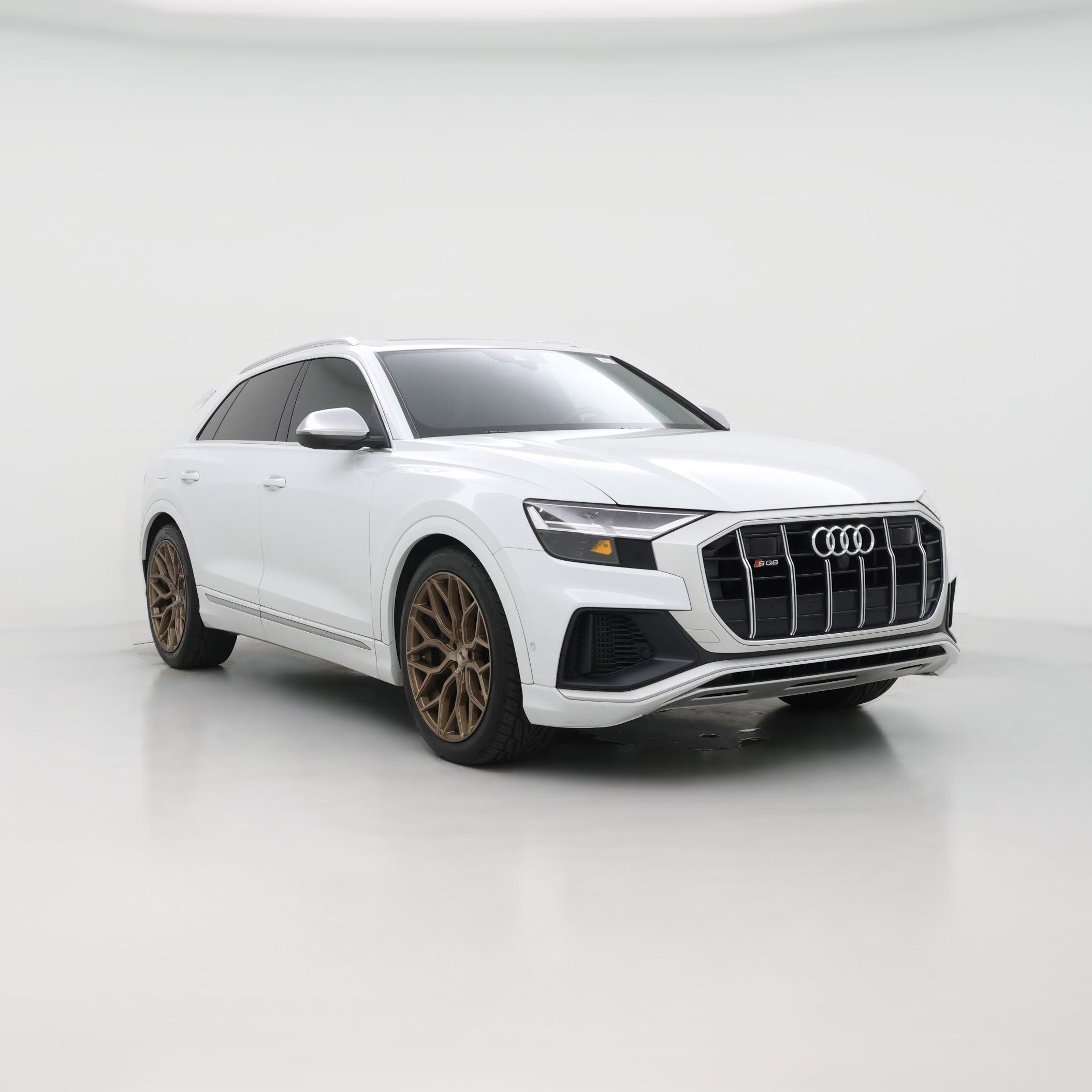 Thumbnail: 2021 Audi SQ8 - 1
