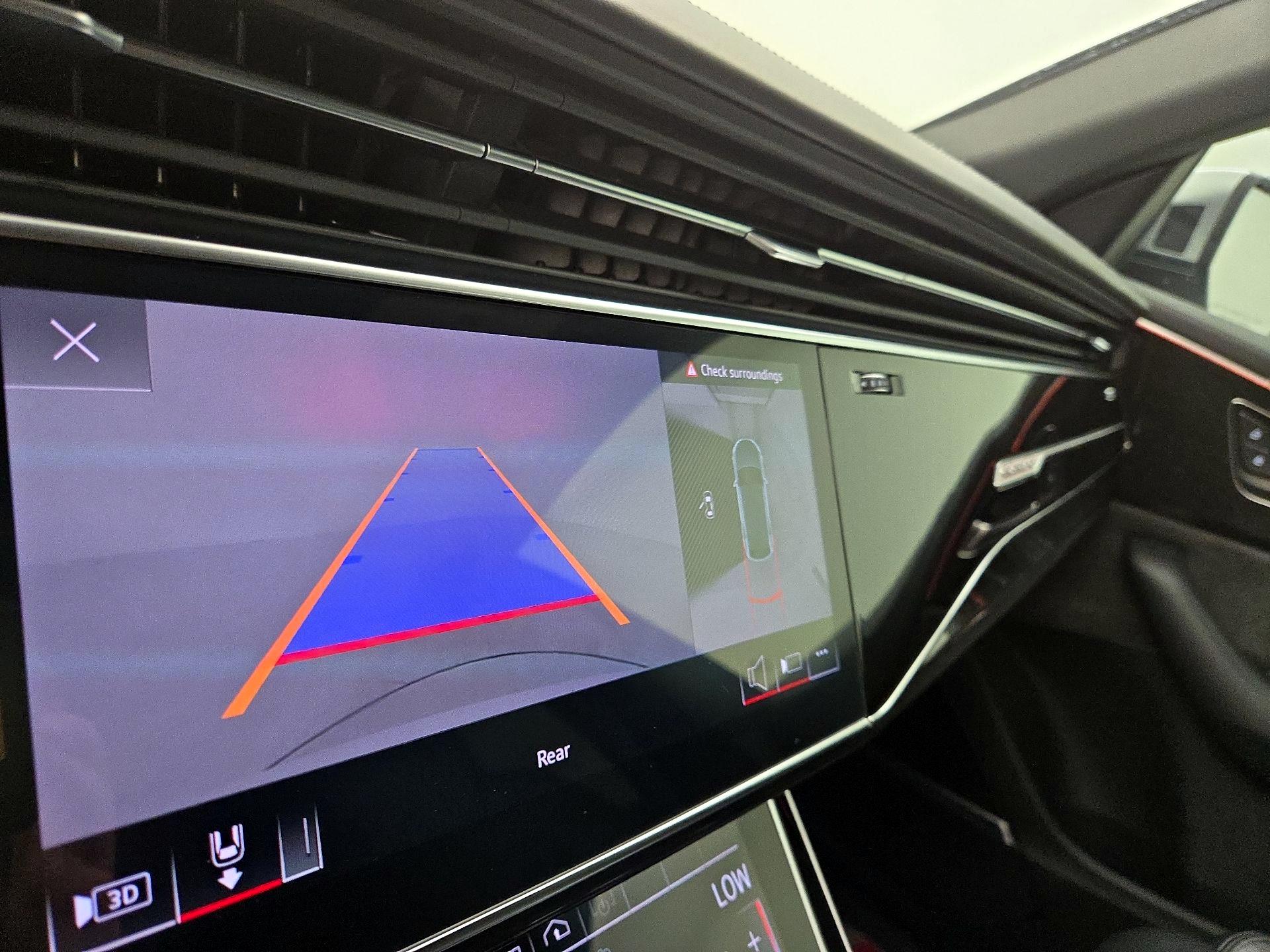 Thumbnail: 2021 Audi SQ8 - 15