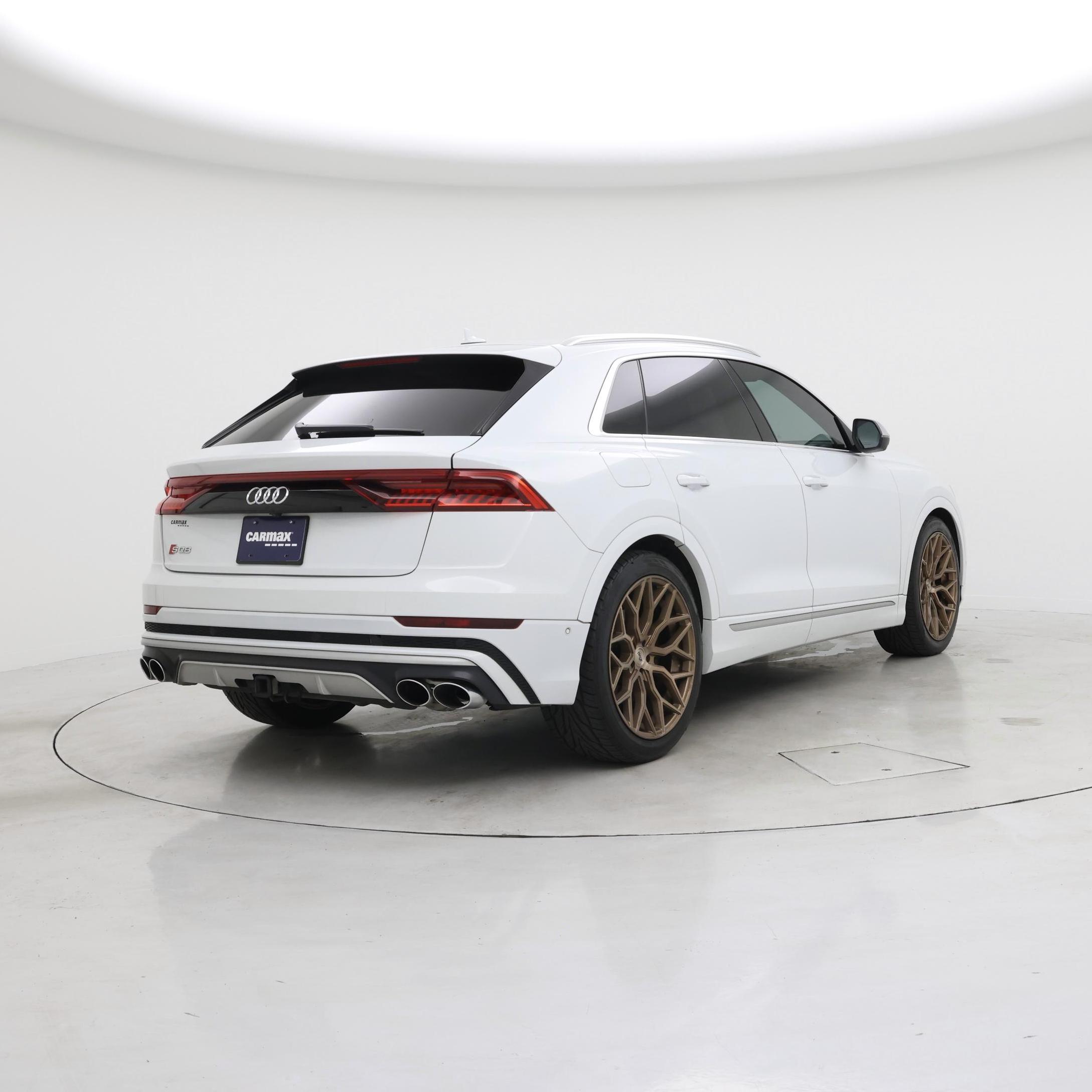 Thumbnail: 2021 Audi SQ8 - 8