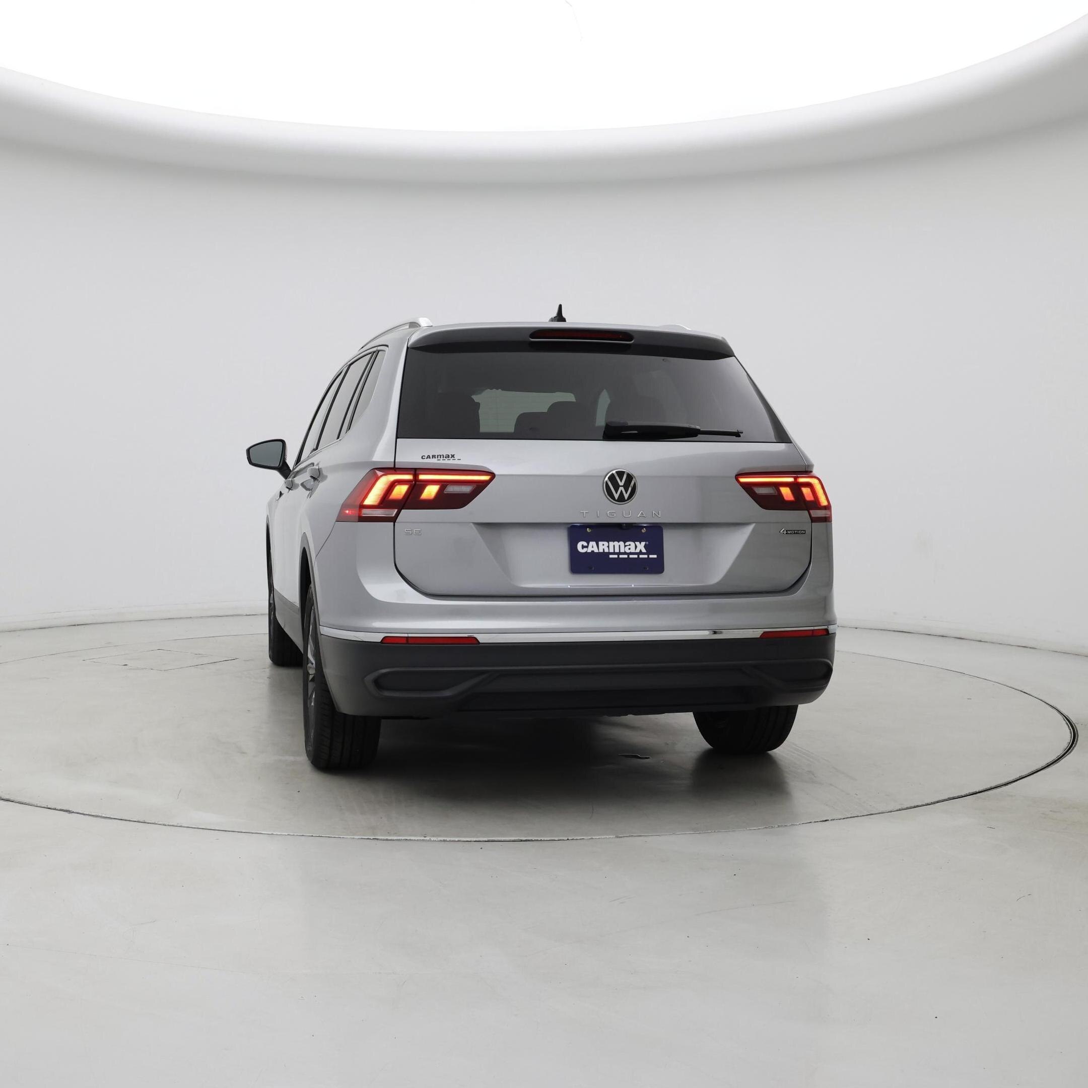 Thumbnail: 2023 Volkswagen Tiguan - 6