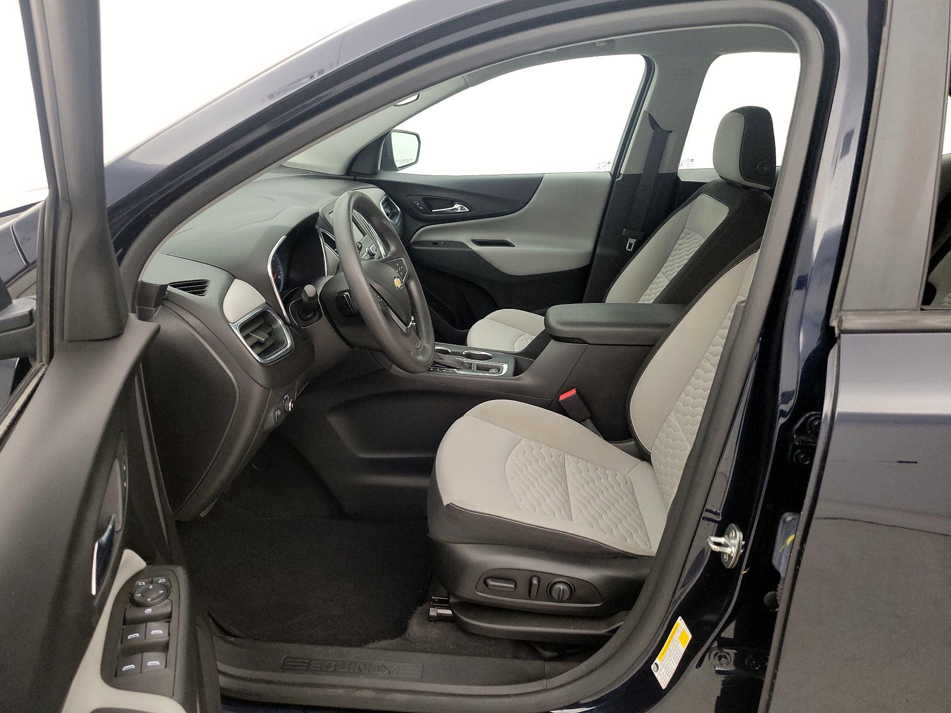 Thumbnail: 2021 Chevrolet Equinox - 11