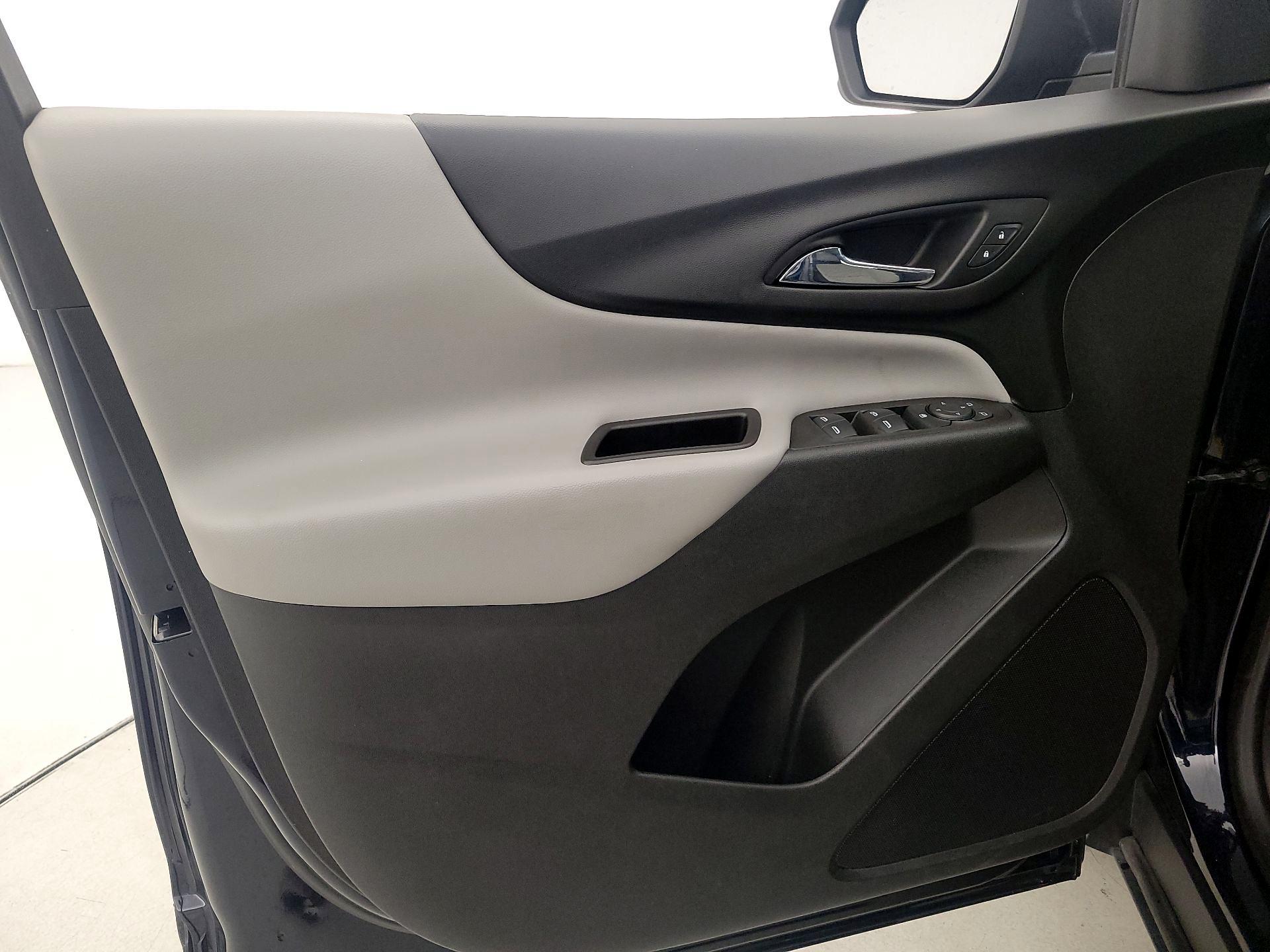Thumbnail: 2021 Chevrolet Equinox - 12