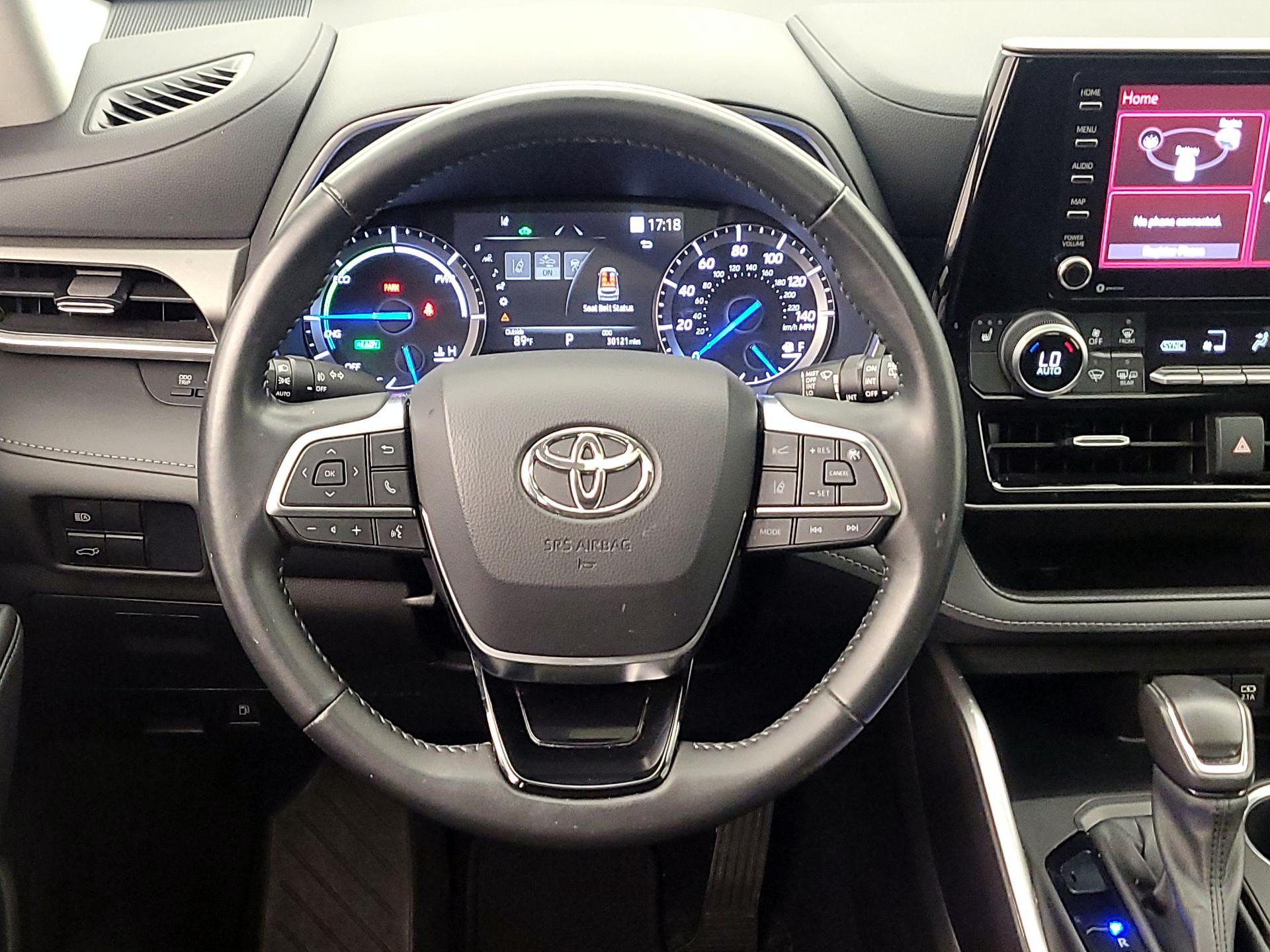 Thumbnail: 2021 Toyota Highlander - 10