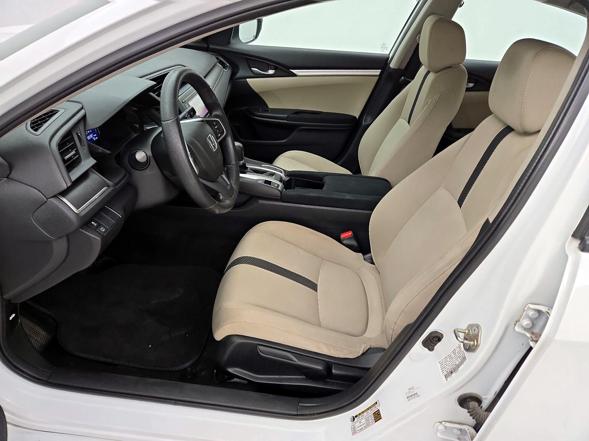 Thumbnail: 2016 Honda Civic - 11