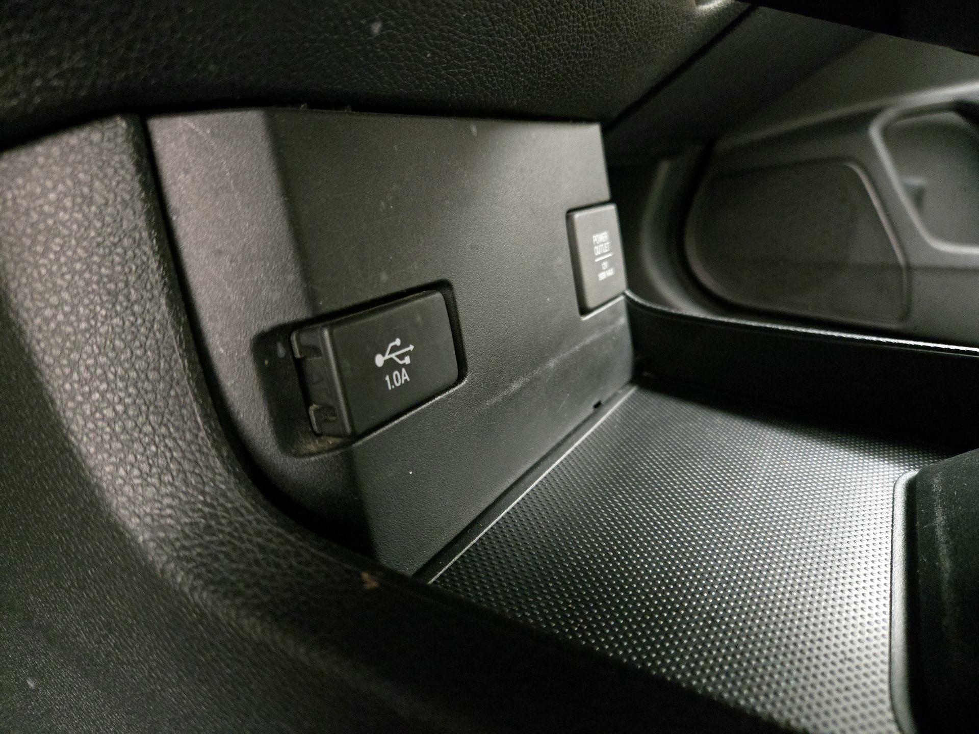 Thumbnail: 2016 Honda Civic - 18