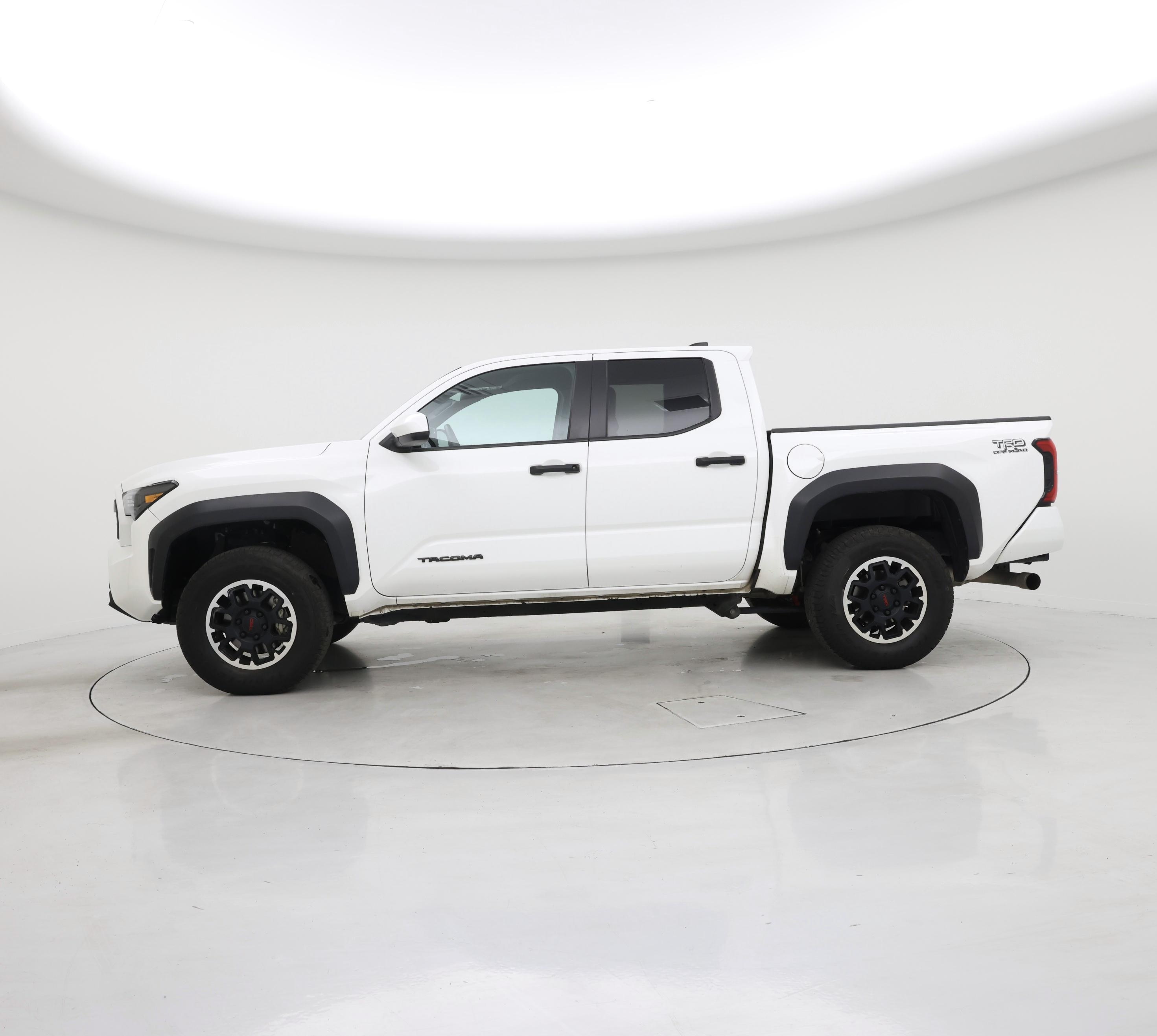 Thumbnail: 2024 Toyota Tacoma - 3