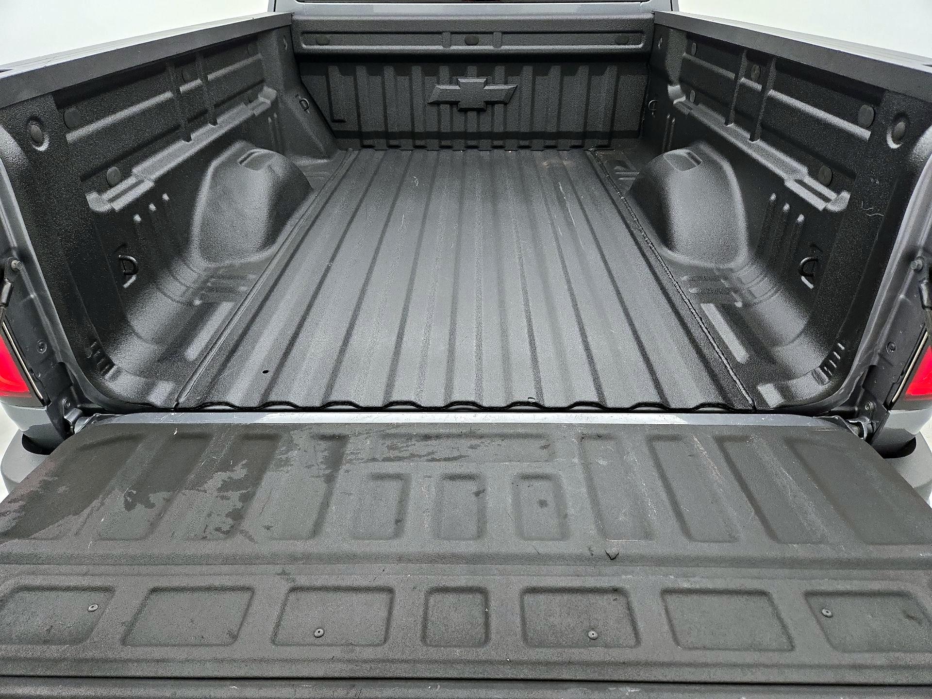 Thumbnail: 2019 Chevrolet Colorado - 20