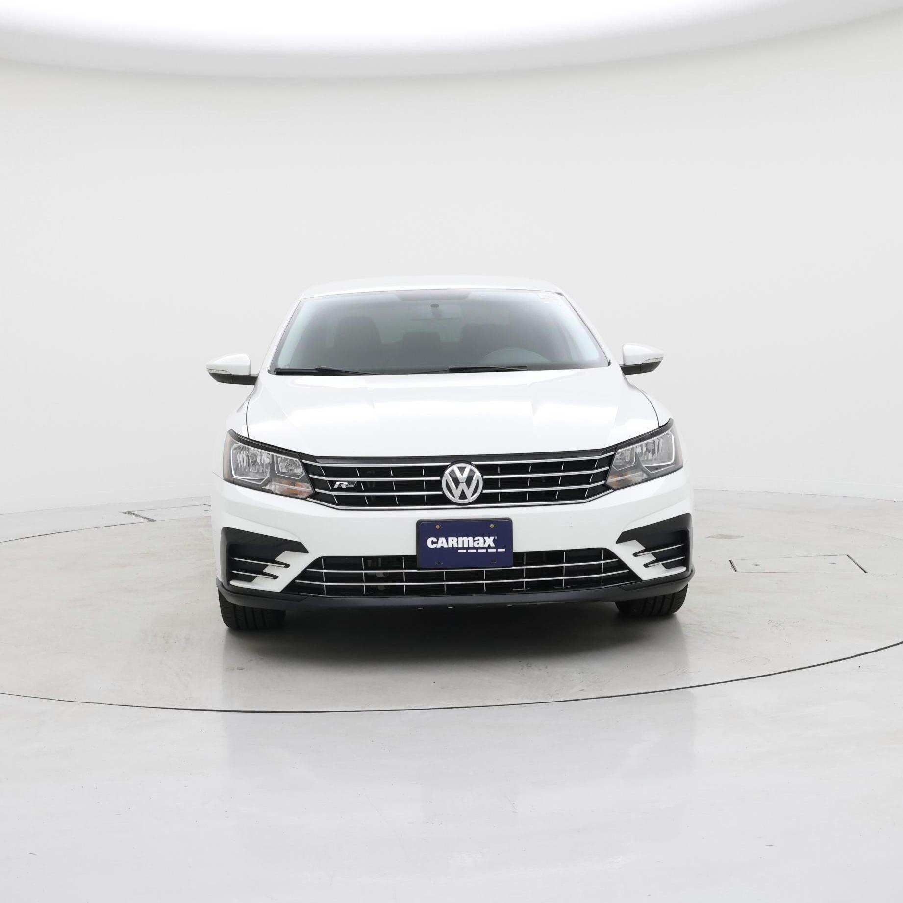 Thumbnail: 2016 Volkswagen Passat - 5