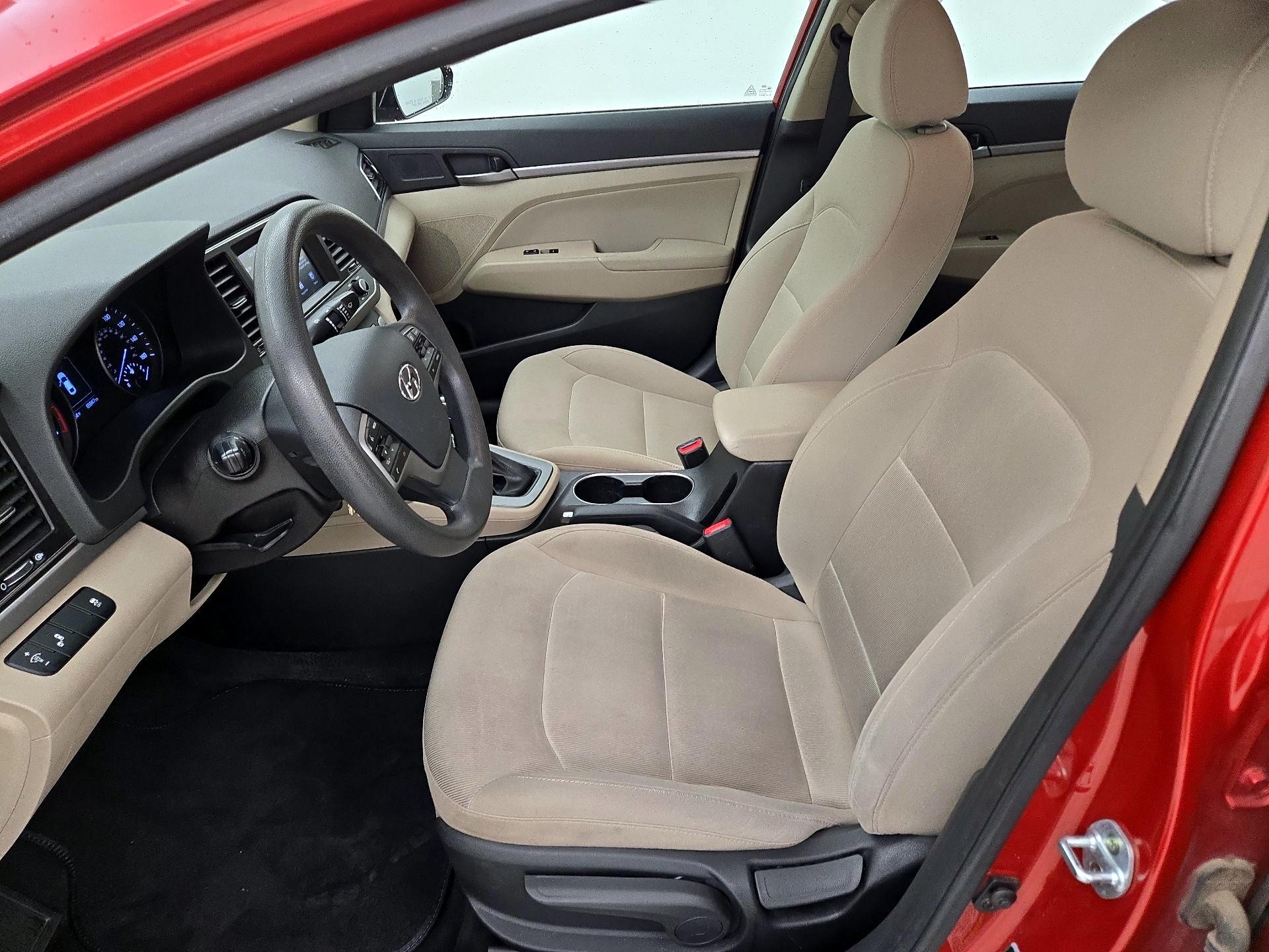 Thumbnail: 2018 Hyundai Elantra - 11
