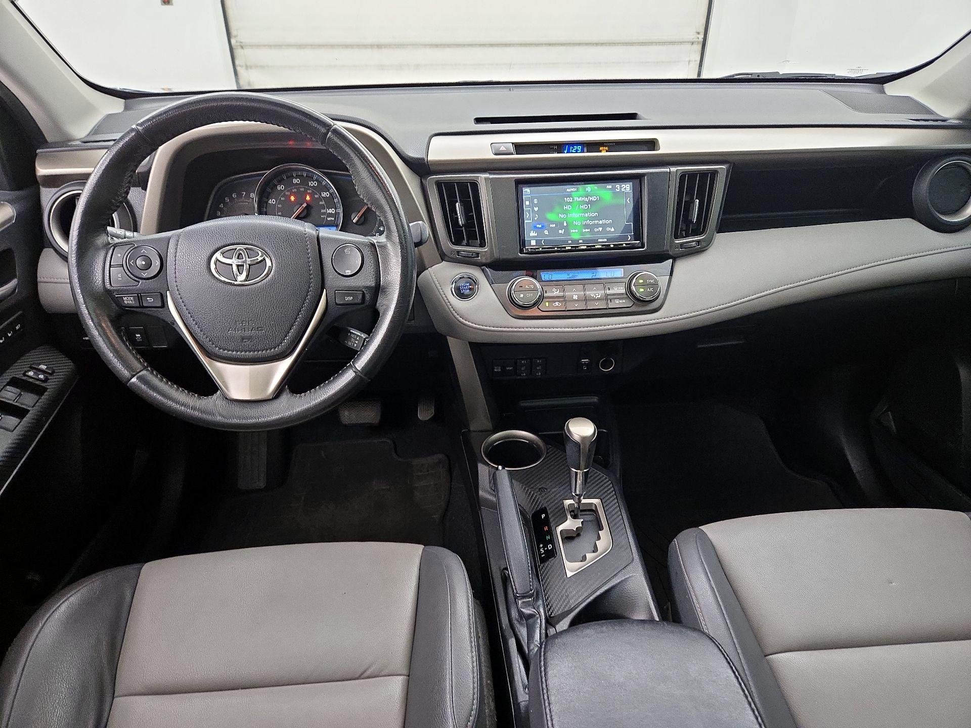 Thumbnail: 2014 Toyota RAV4 - 9