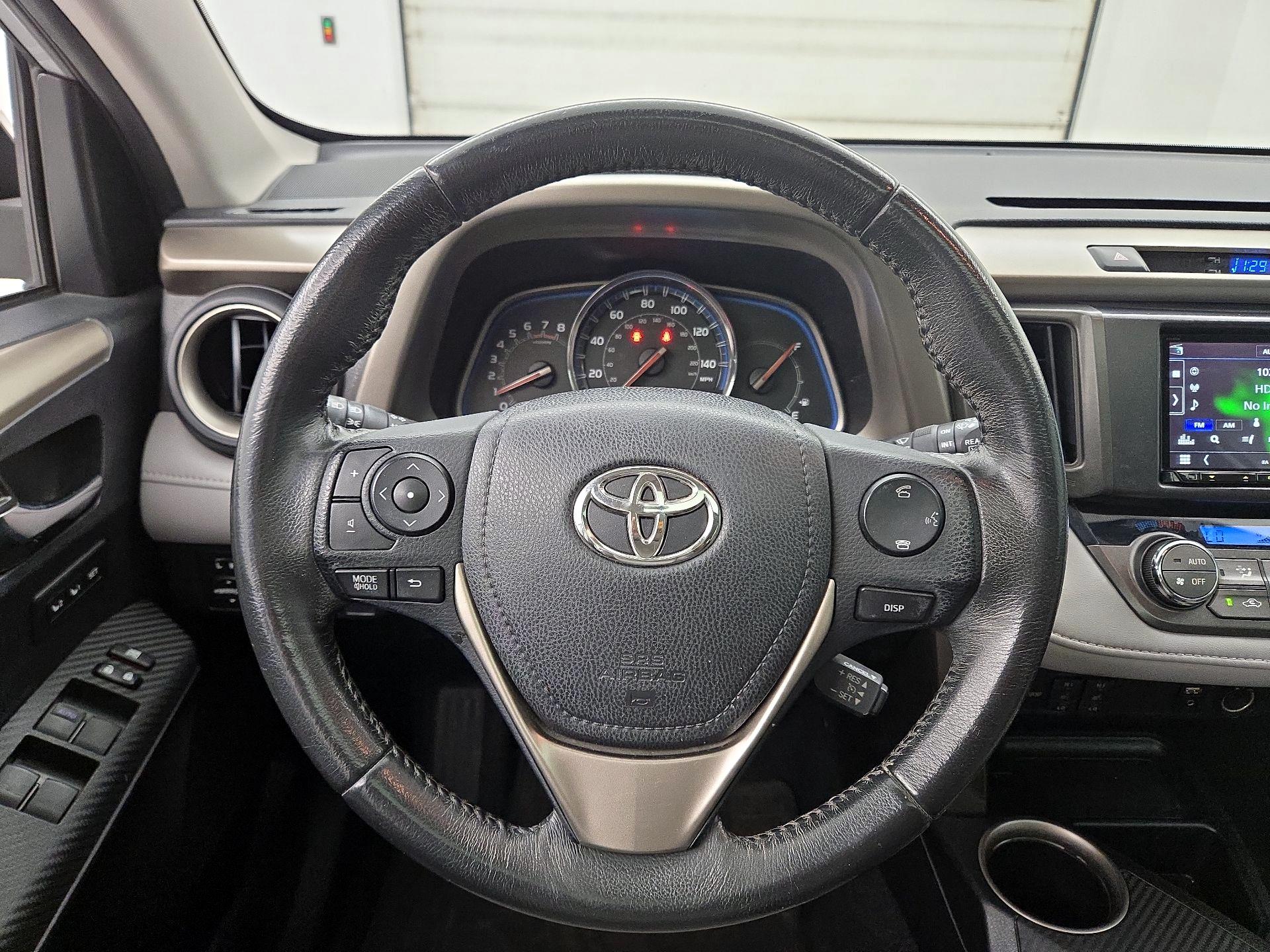 Thumbnail: 2014 Toyota RAV4 - 10