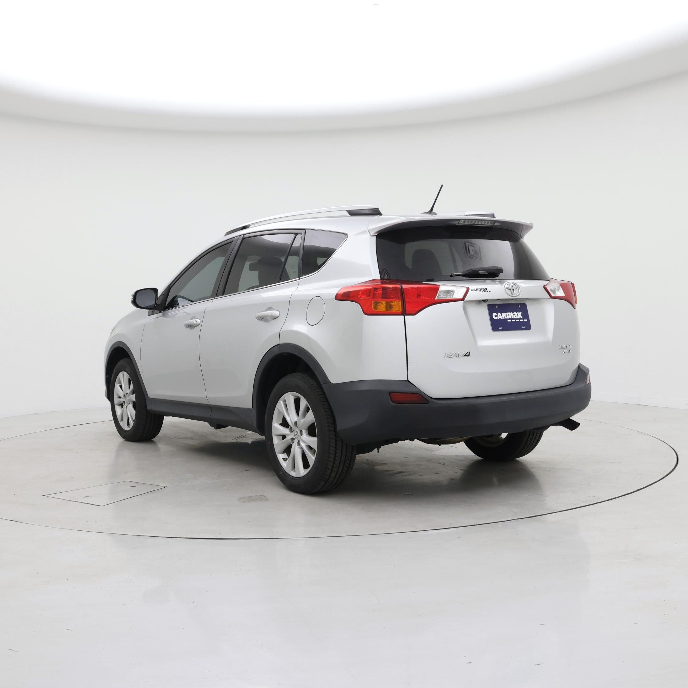 Thumbnail: 2014 Toyota RAV4 - 2