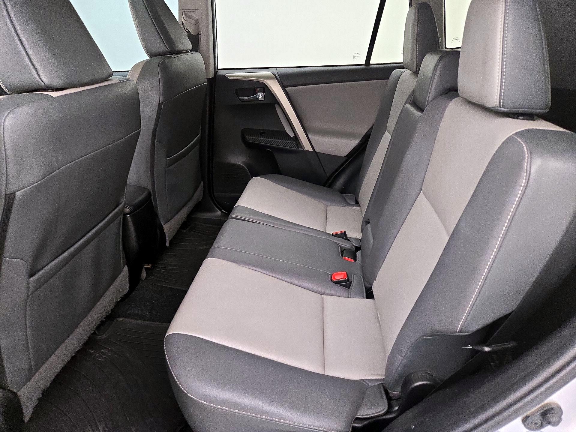 Thumbnail: 2014 Toyota RAV4 - 19