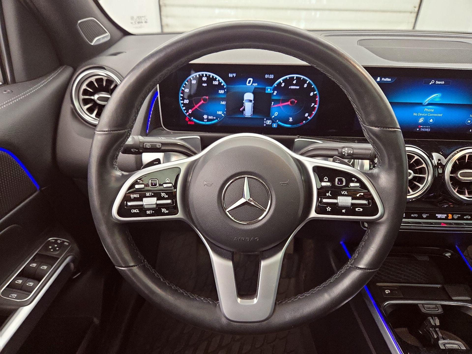 Thumbnail: 2021 Mercedes-Benz GLB - 10